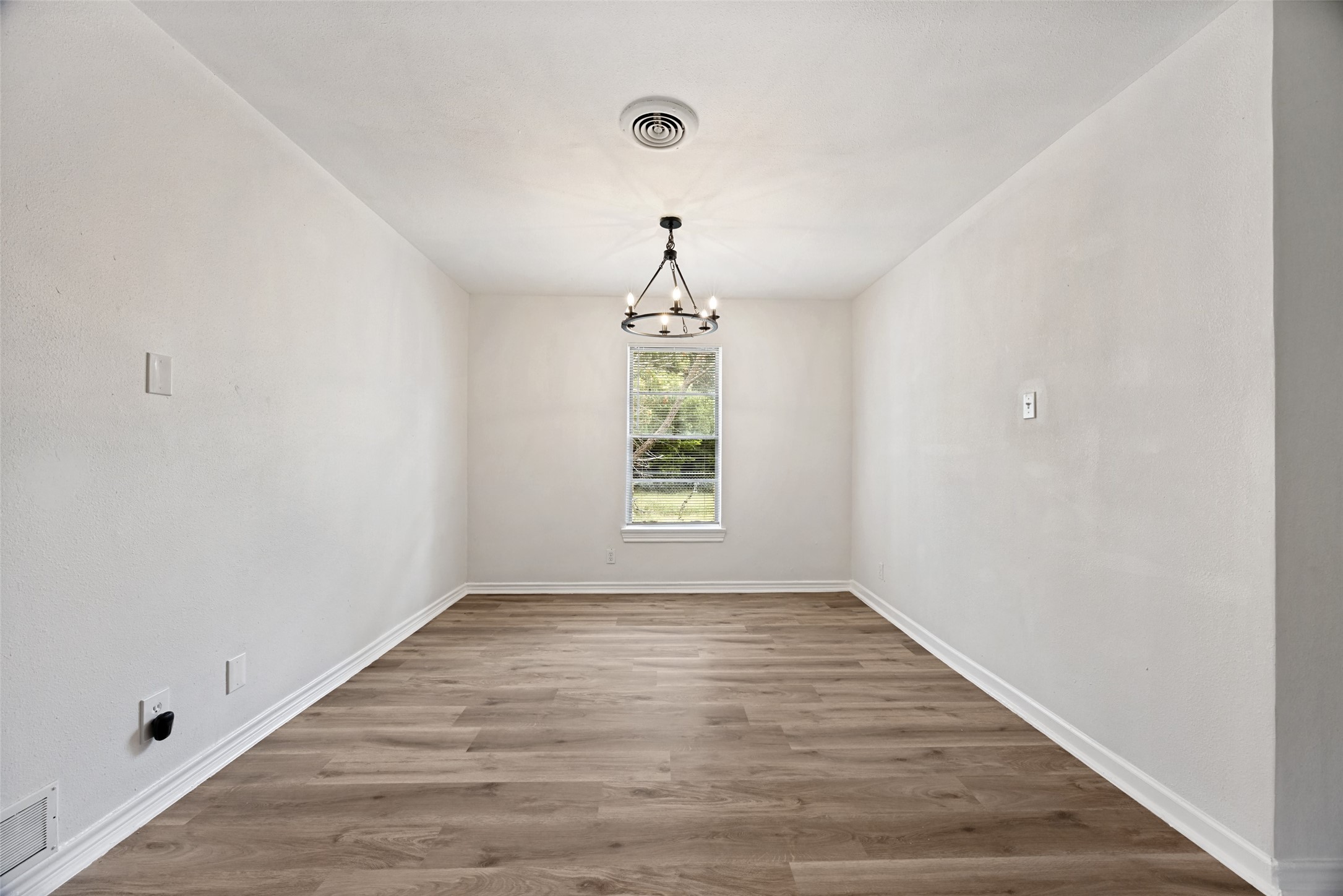 116 Vandenburg Drive Denison TX 75020
