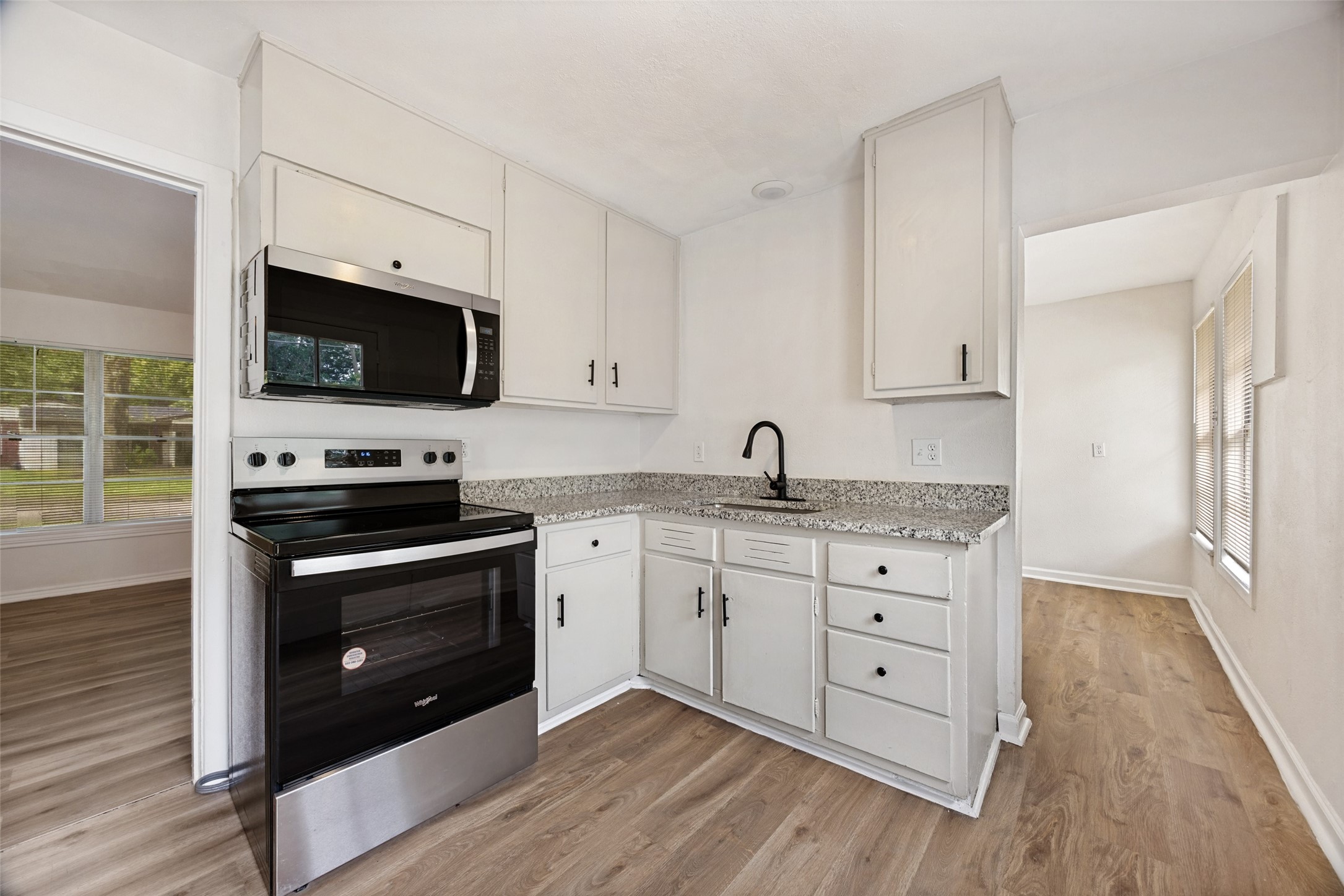 116 Vandenburg Drive Denison TX 75020