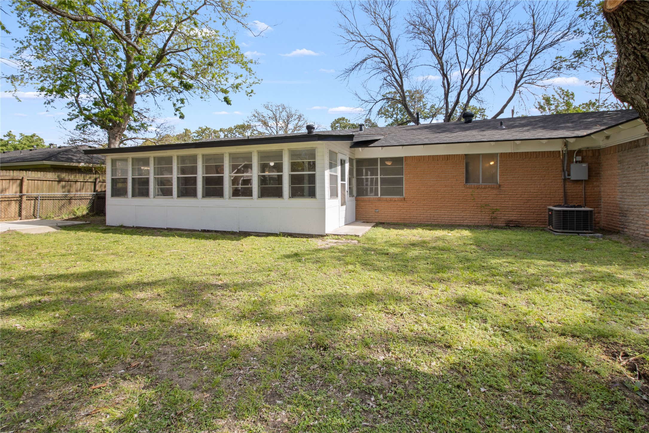 3528 N Beaton Street Corsicana TX 75110