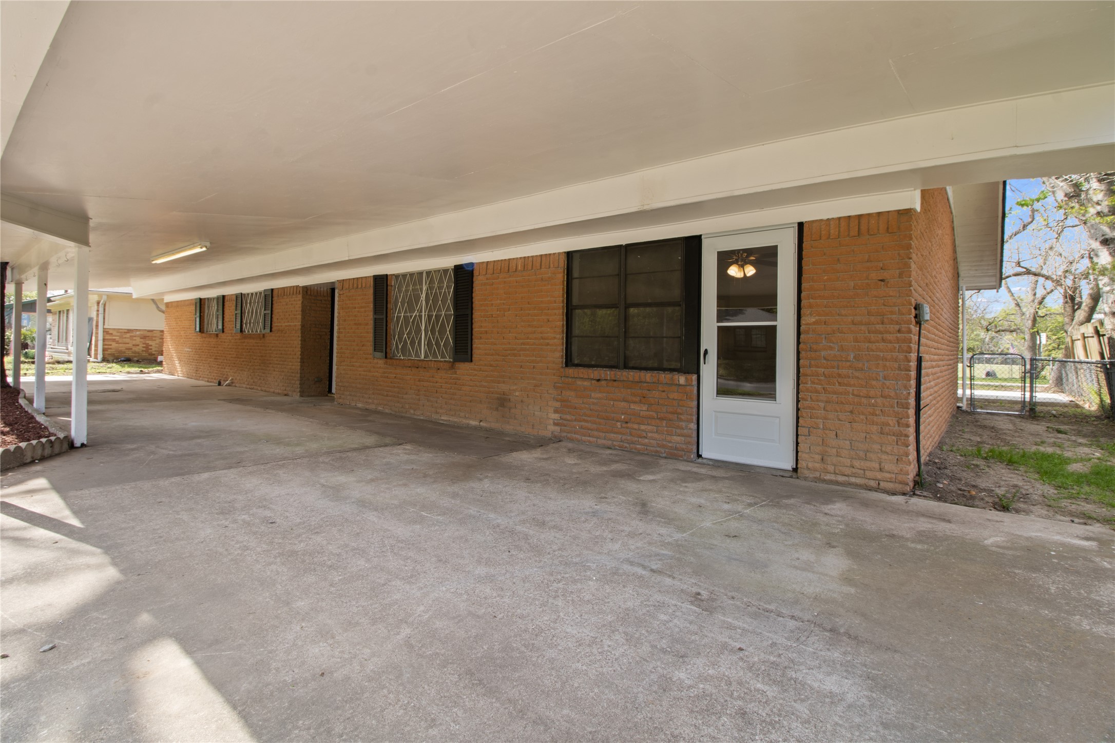 3528 N Beaton Street Corsicana TX 75110