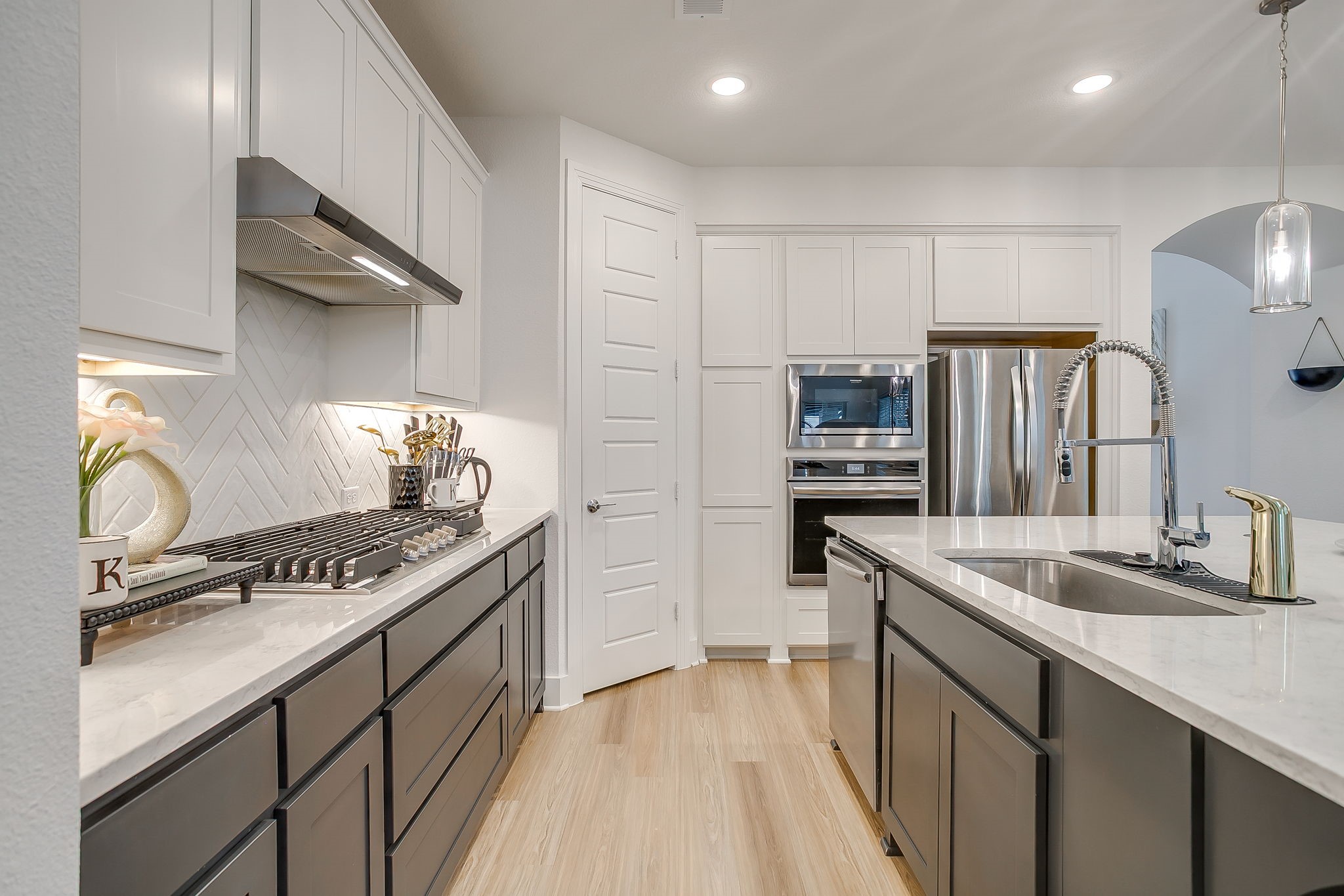 925 Carnation Drive Crowley TX 76036
