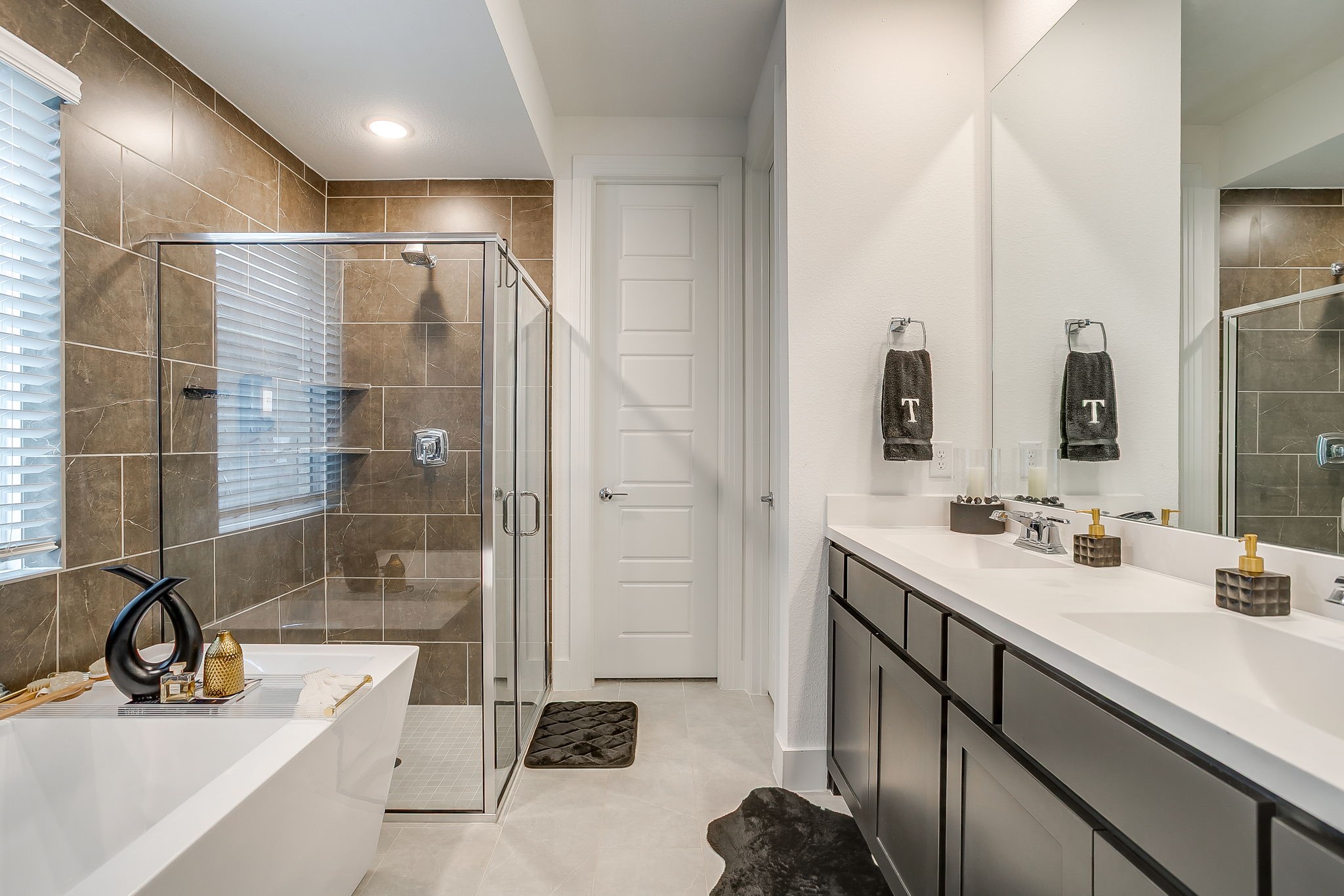 925 Carnation Drive Crowley TX 76036