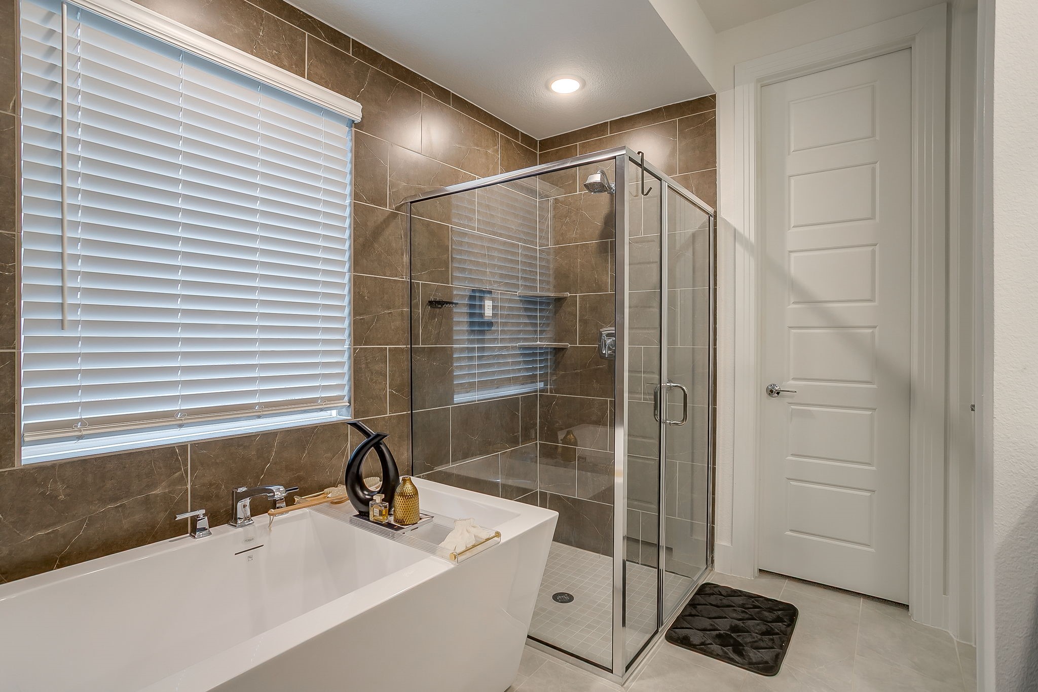 925 Carnation Drive Crowley TX 76036