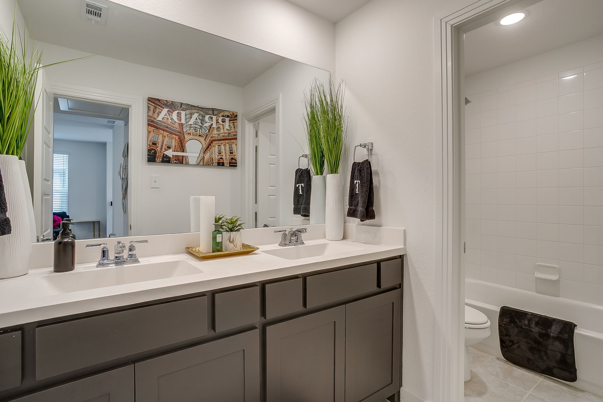 925 Carnation Drive Crowley TX 76036