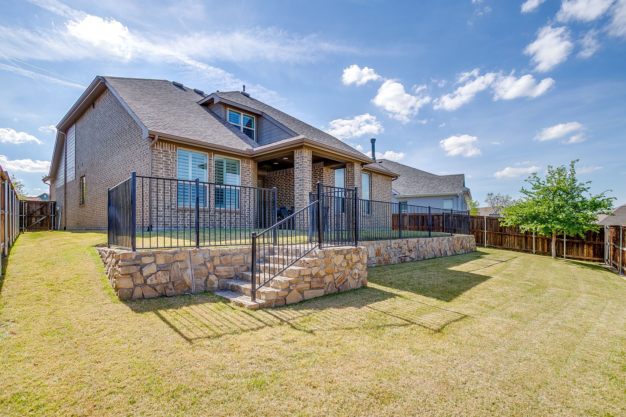 1937 Bending Oak Street Fort Worth TX 76008