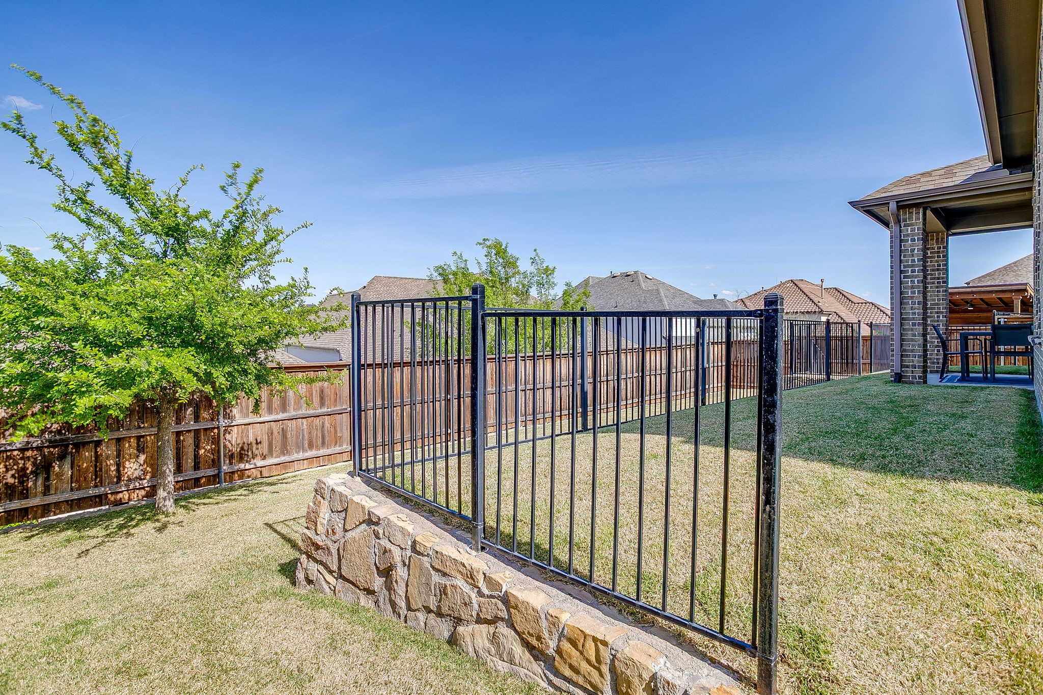 1937 Bending Oak Street Fort Worth TX 76008