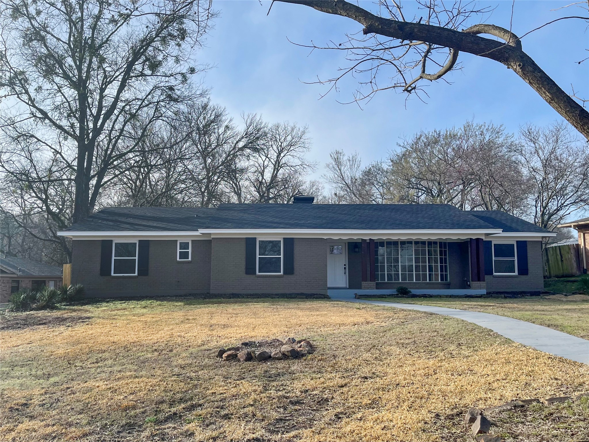 2424 W Houston Street Sherman TX 75092