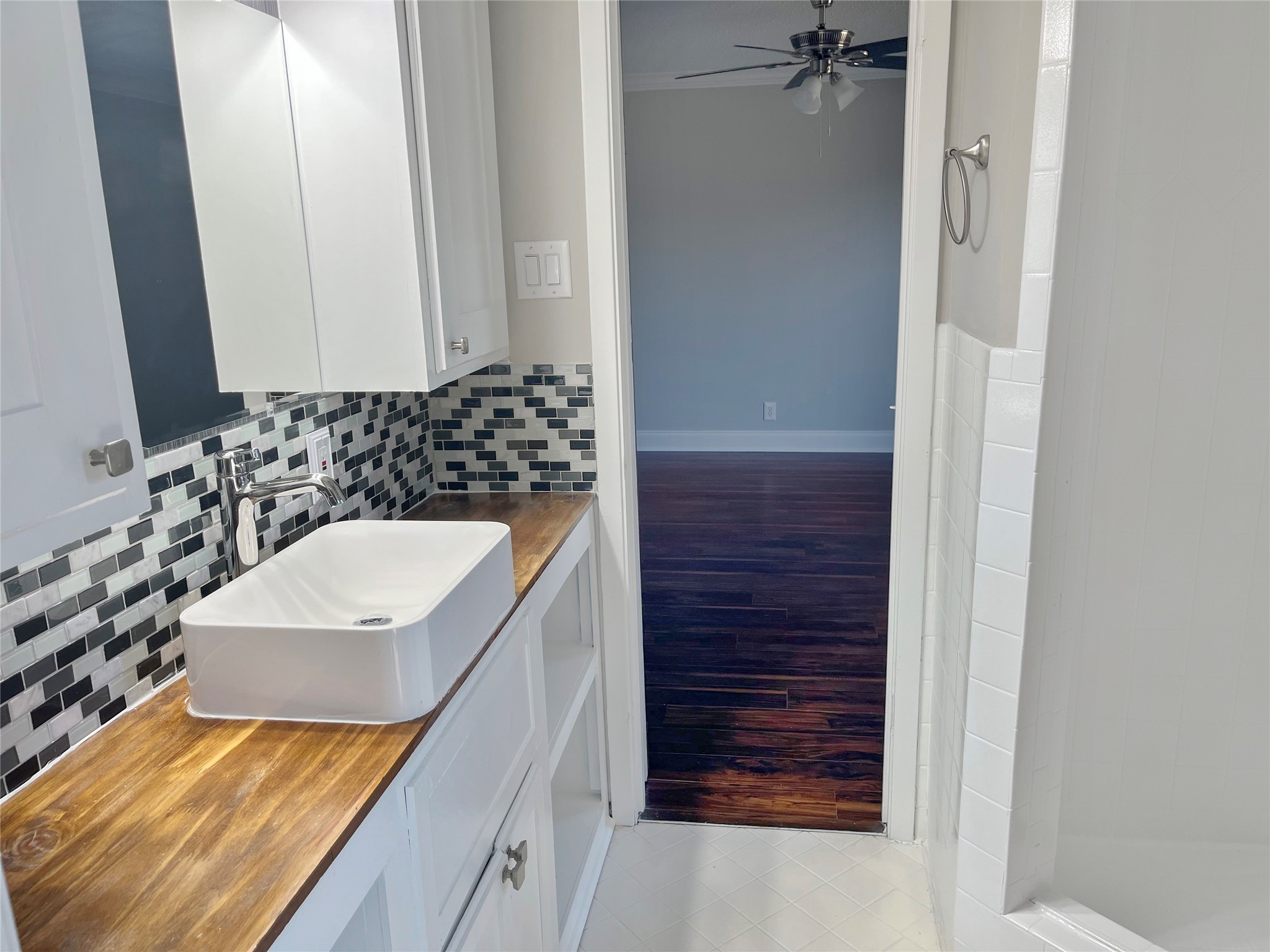 2424 W Houston Street Sherman TX 75092