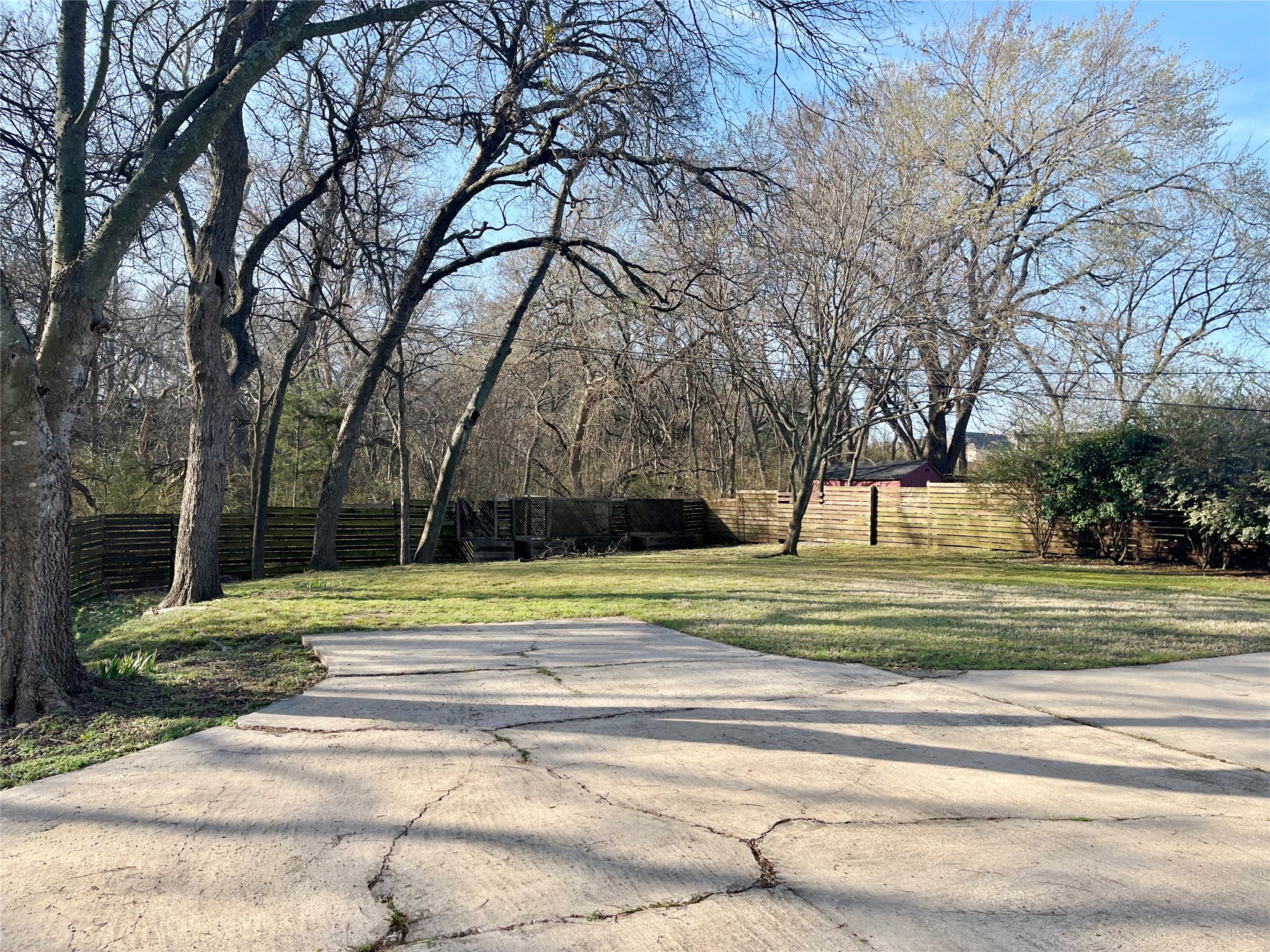 2424 W Houston Street Sherman TX 75092
