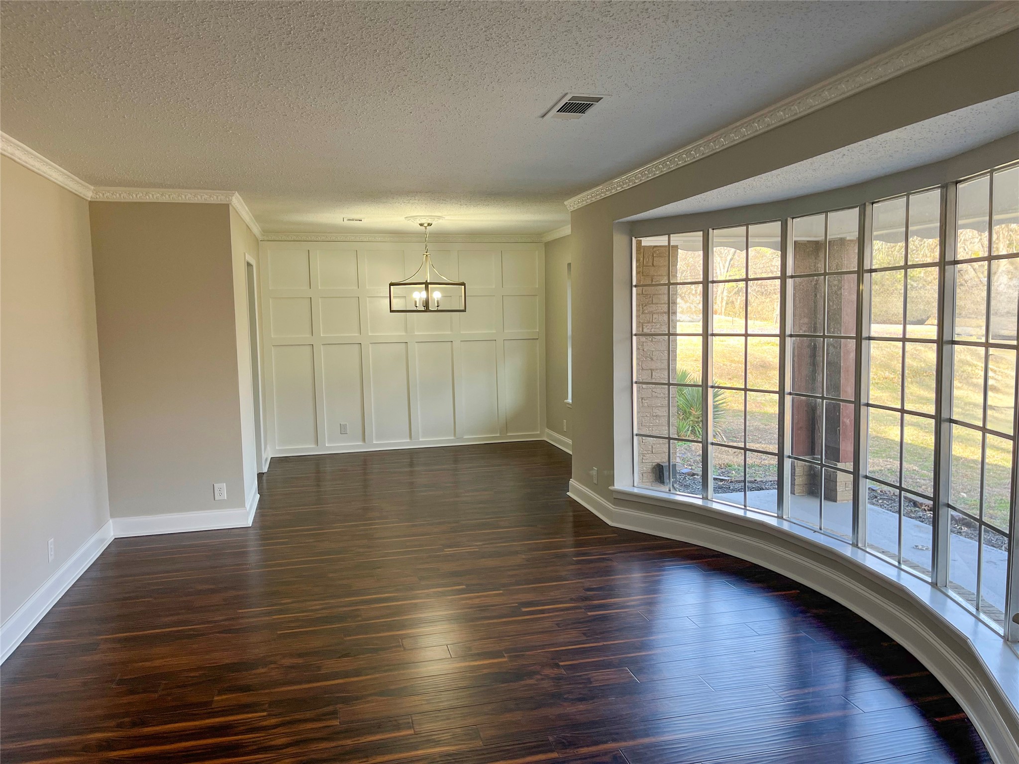 2424 W Houston Street Sherman TX 75092