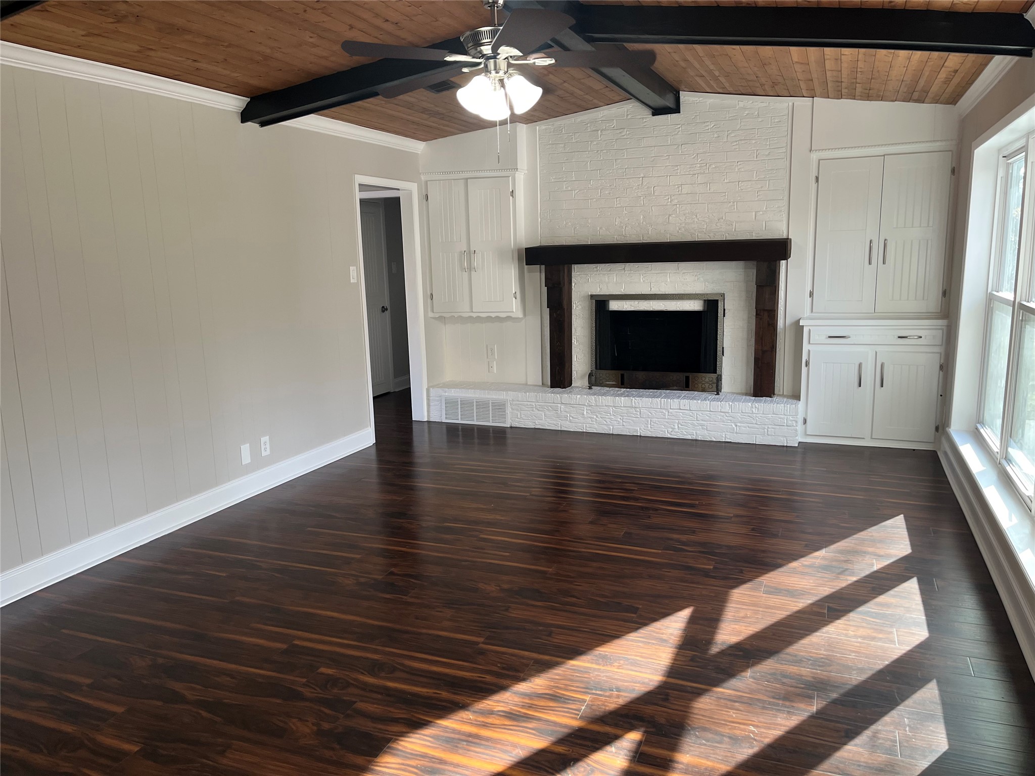 2424 W Houston Street Sherman TX 75092