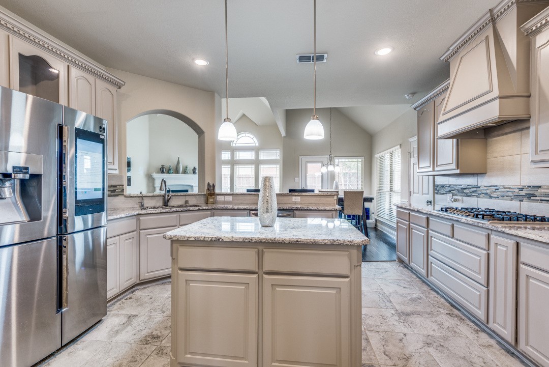 506 Cody Lane Mansfield TX 76063