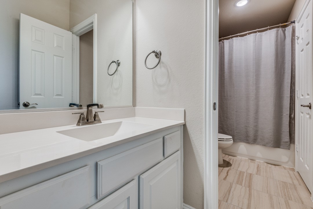 506 Cody Lane Mansfield TX 76063