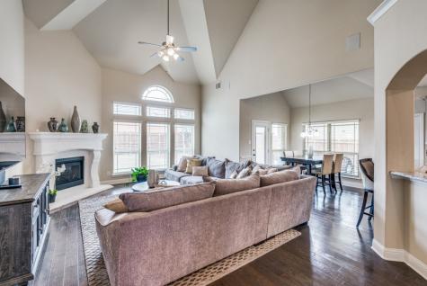506 Cody Lane Mansfield TX 76063