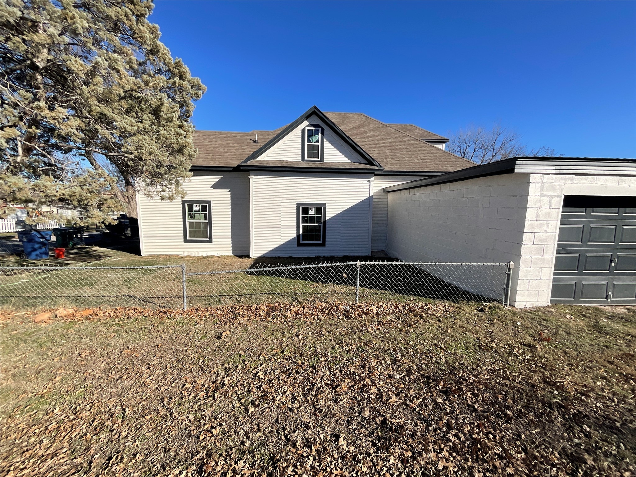 207 College Street Chico TX 76431
