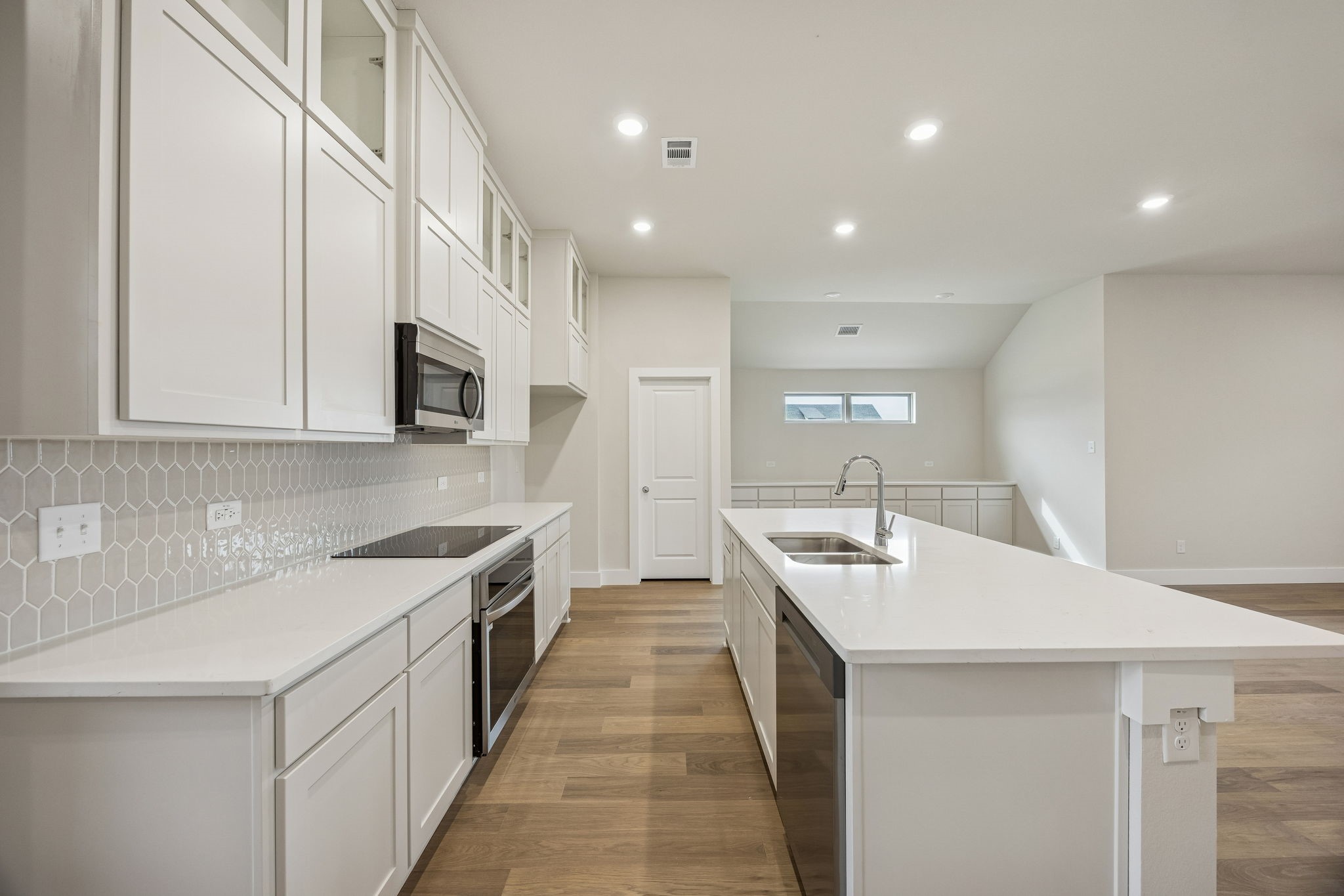 105 William Lane Godley TX 76044
