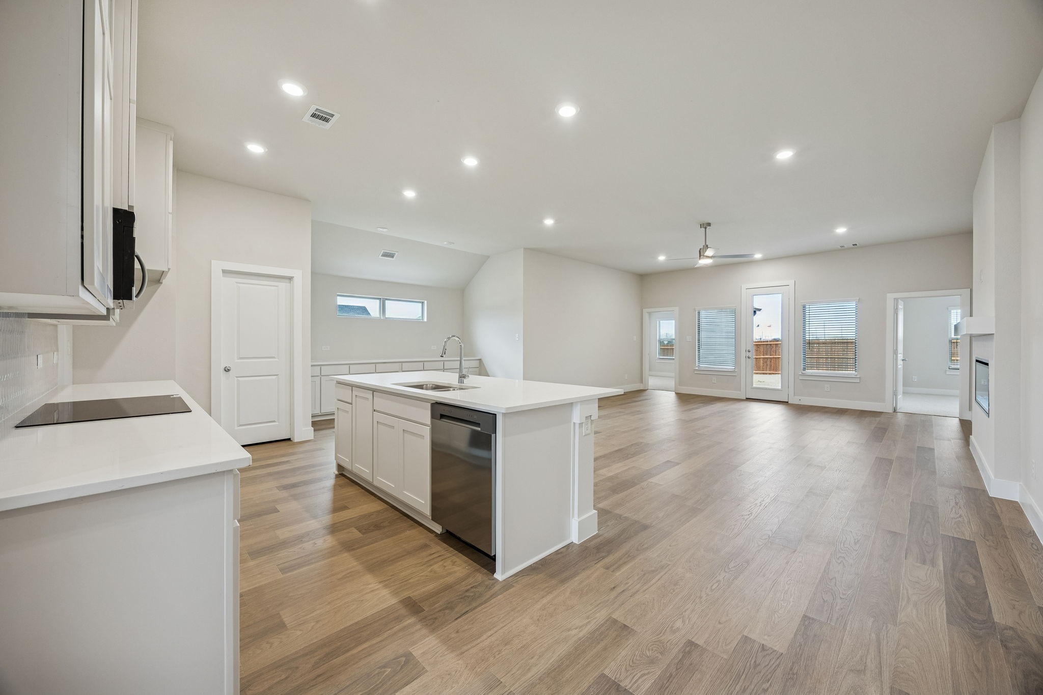 105 William Lane Godley TX 76044