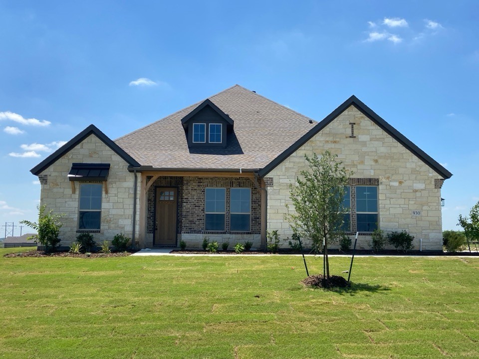 930 County Road 200 Valley View TX 76272