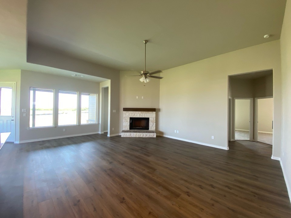 930 County Road 200 Valley View TX 76272
