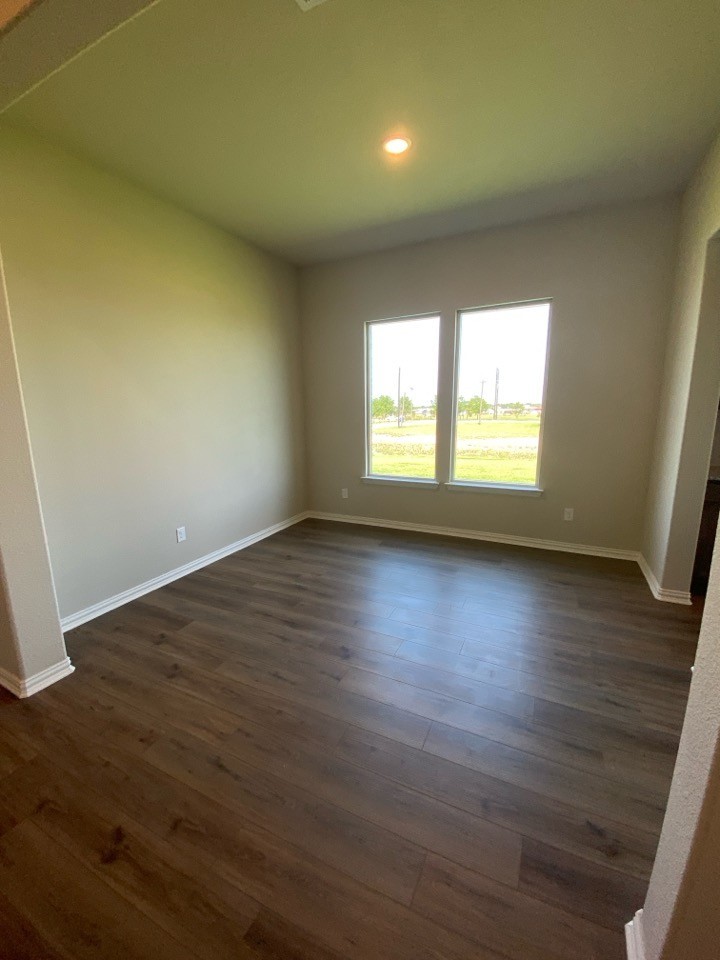 930 County Road 200 Valley View TX 76272