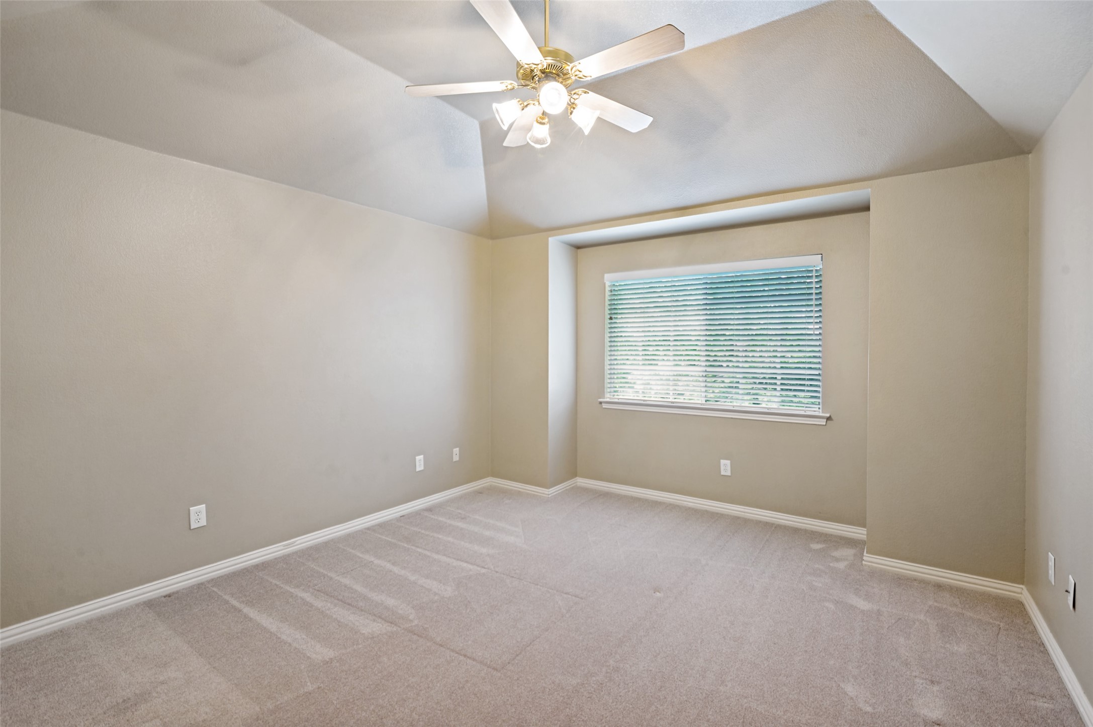 2820 Creek Bend Mckinney TX 75072