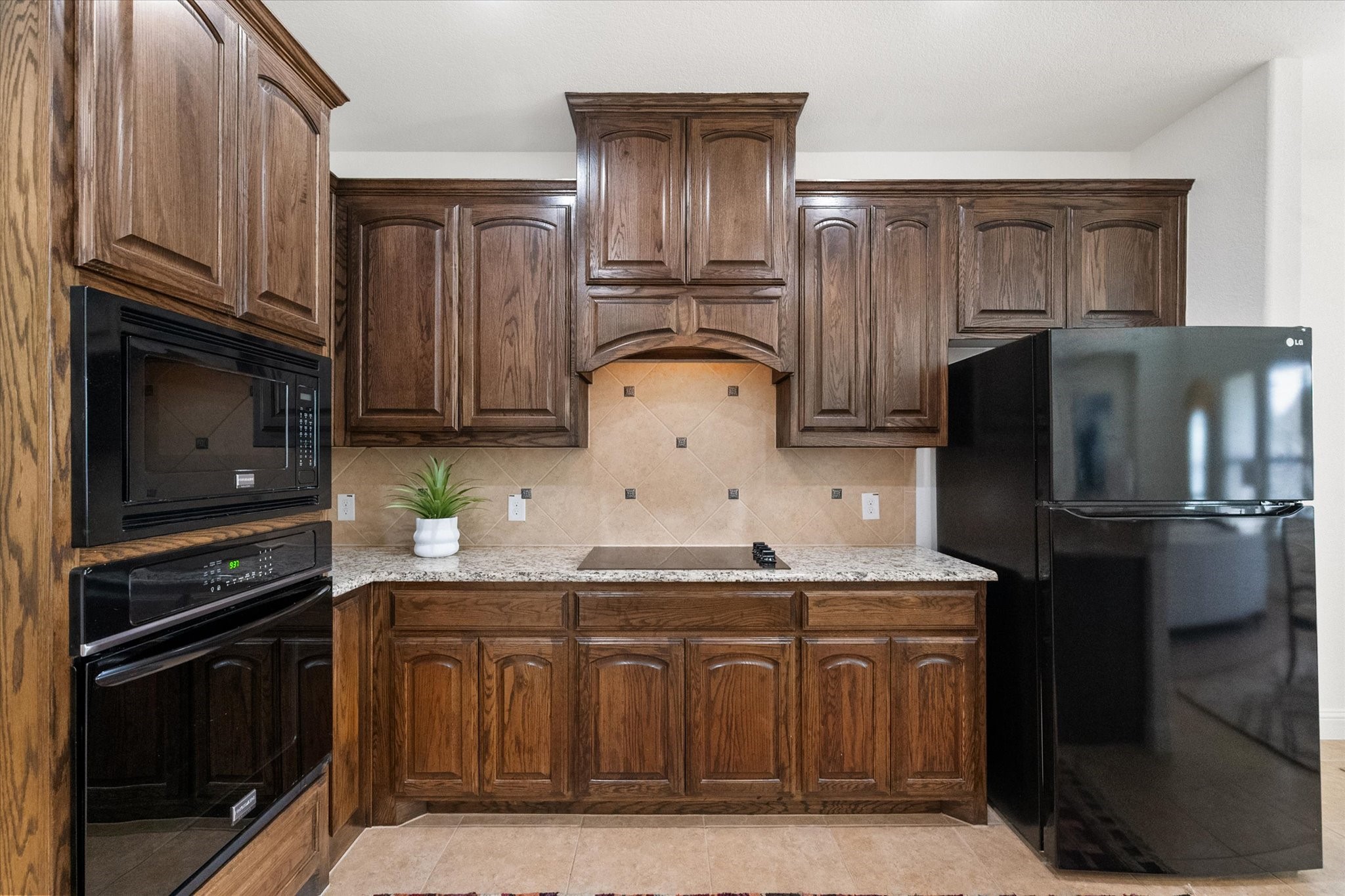 9809 Brazoria Trail Fort Worth TX 76126
