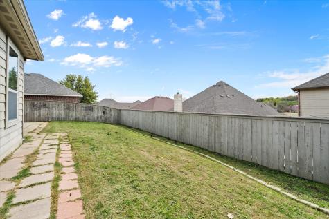 9809 Brazoria Trail Fort Worth TX 76126