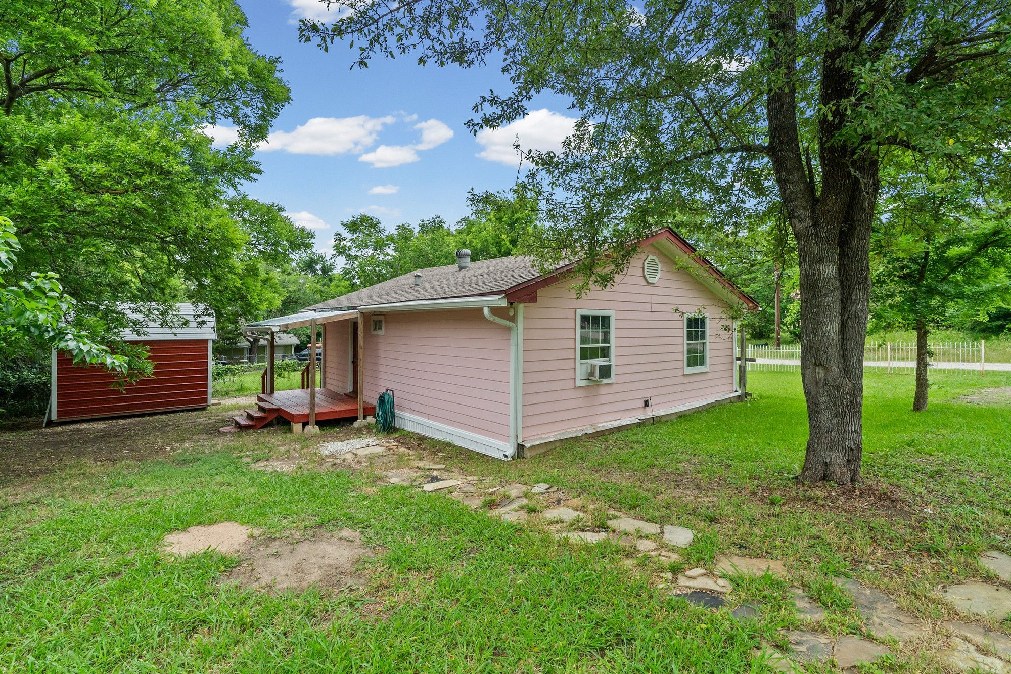 325 West Lane Quinlan TX 75474