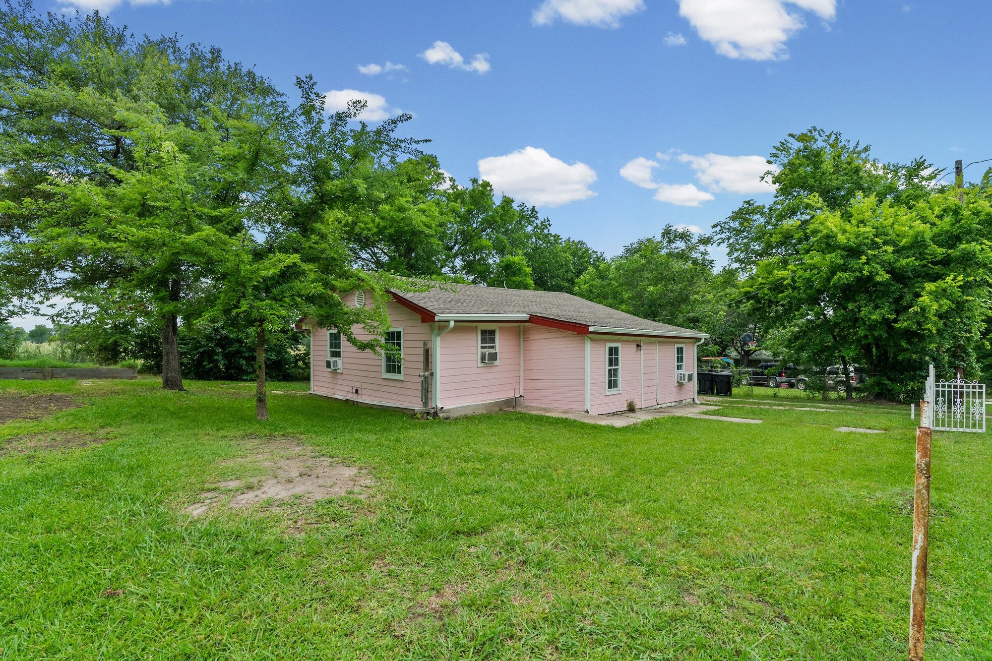 325 West Lane Quinlan TX 75474