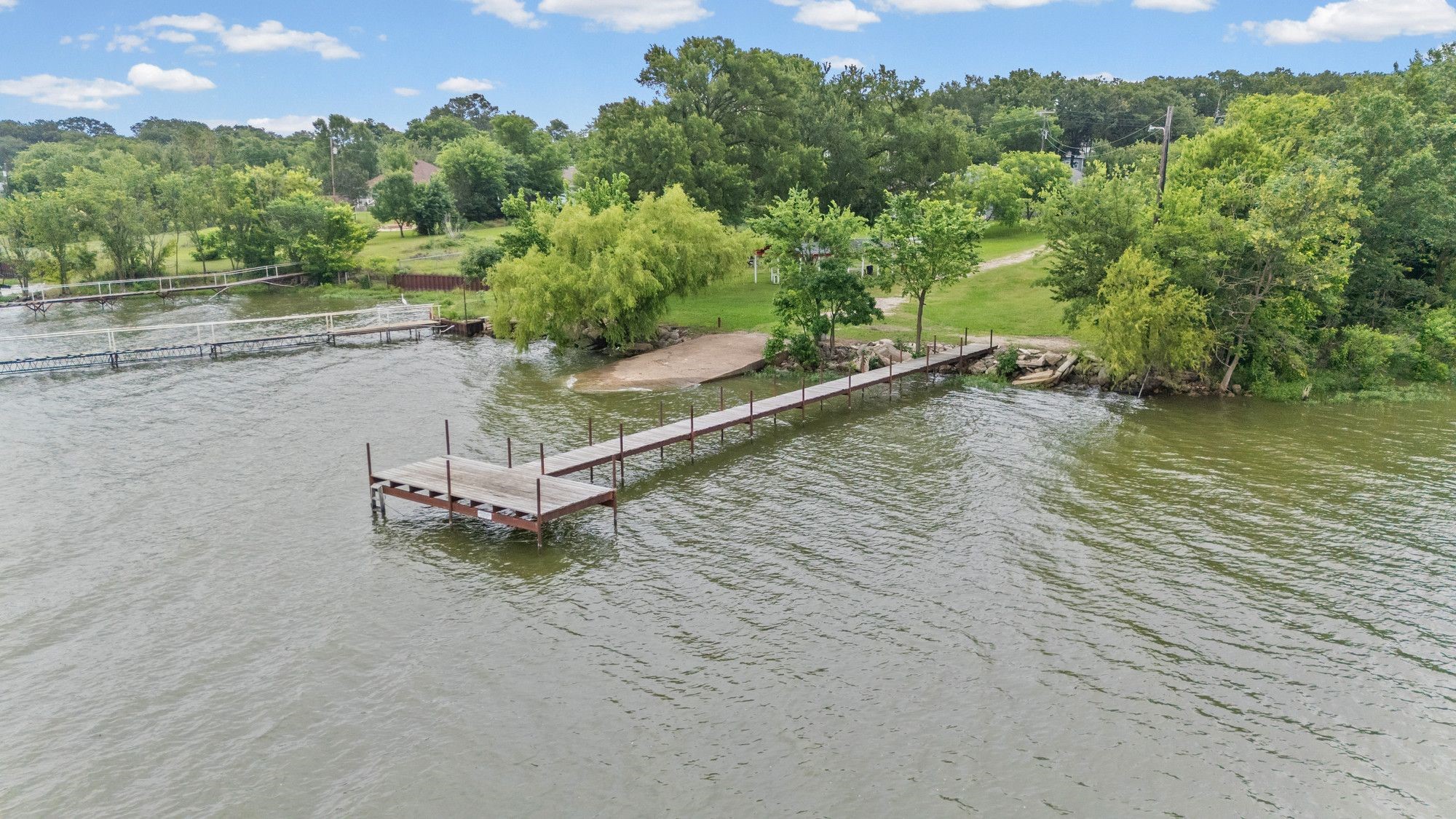 325 West Lane Quinlan TX 75474