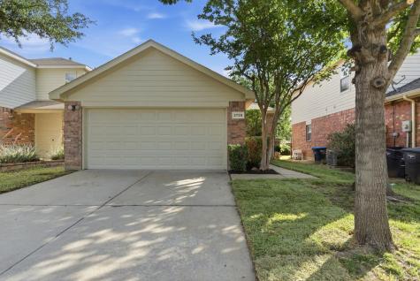 2729 Mountain Lion Drive Fort Worth TX 76244