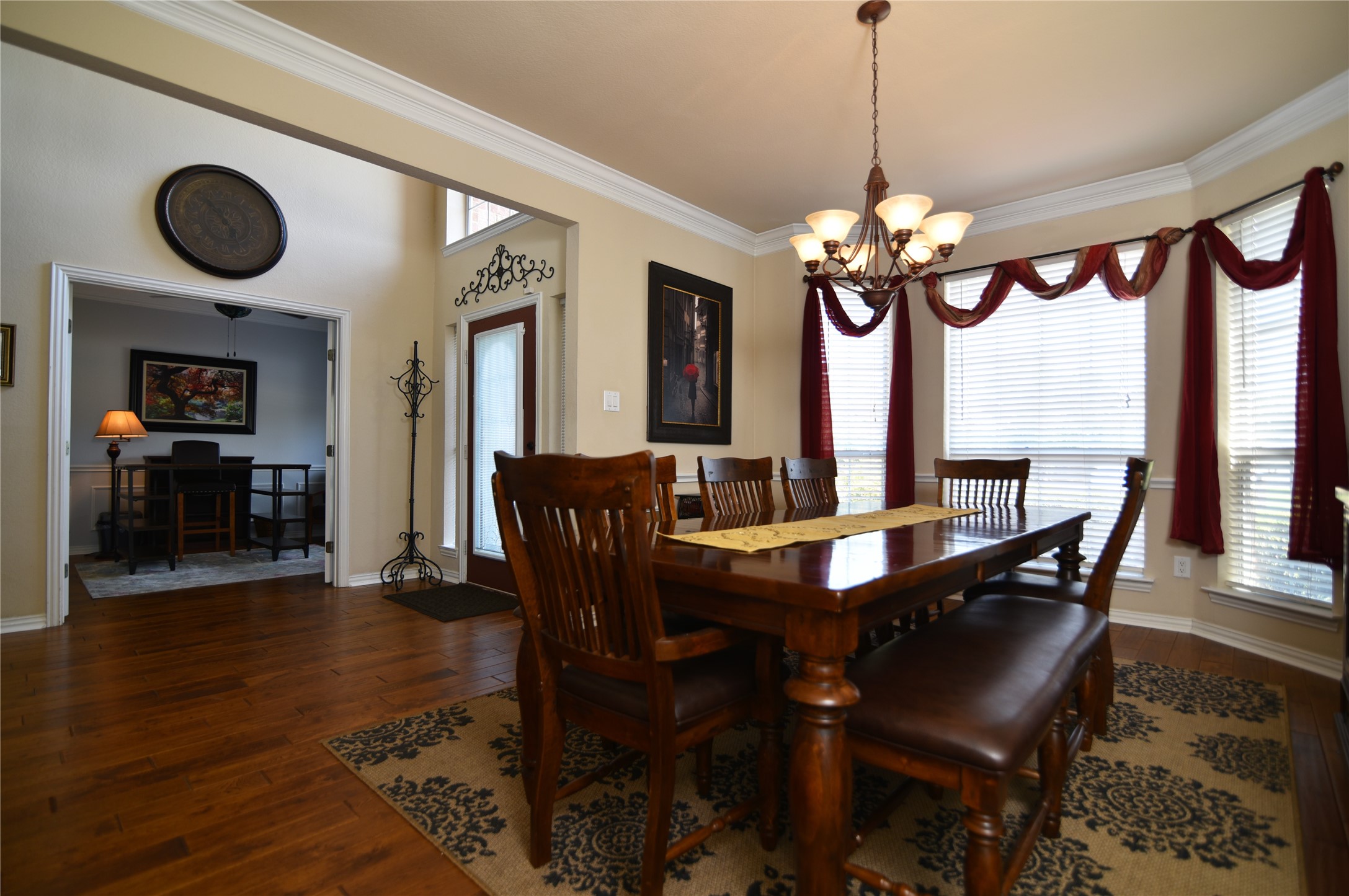 1226 E Oaklawn Drive Talty TX 75160