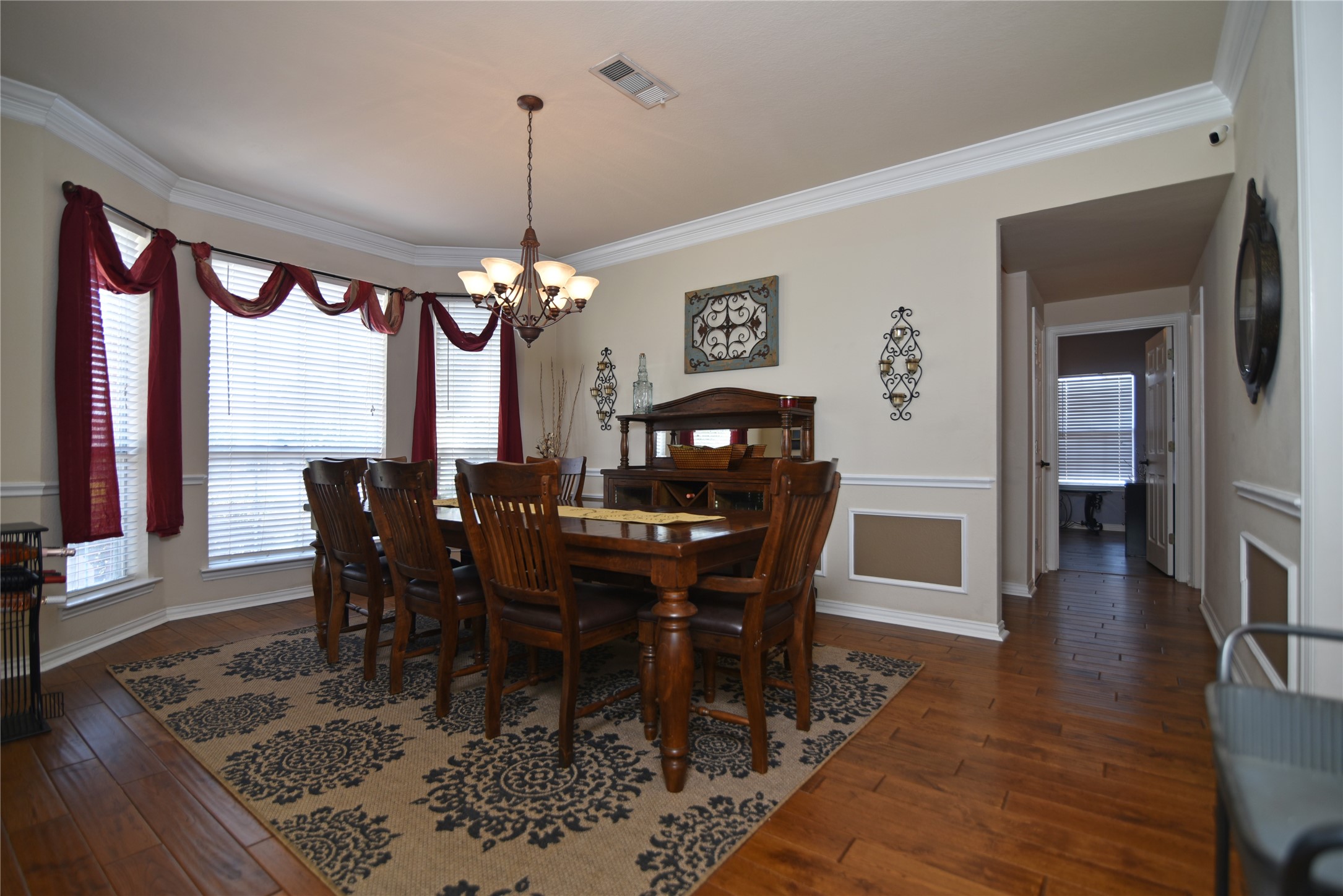 1226 E Oaklawn Drive Talty TX 75160