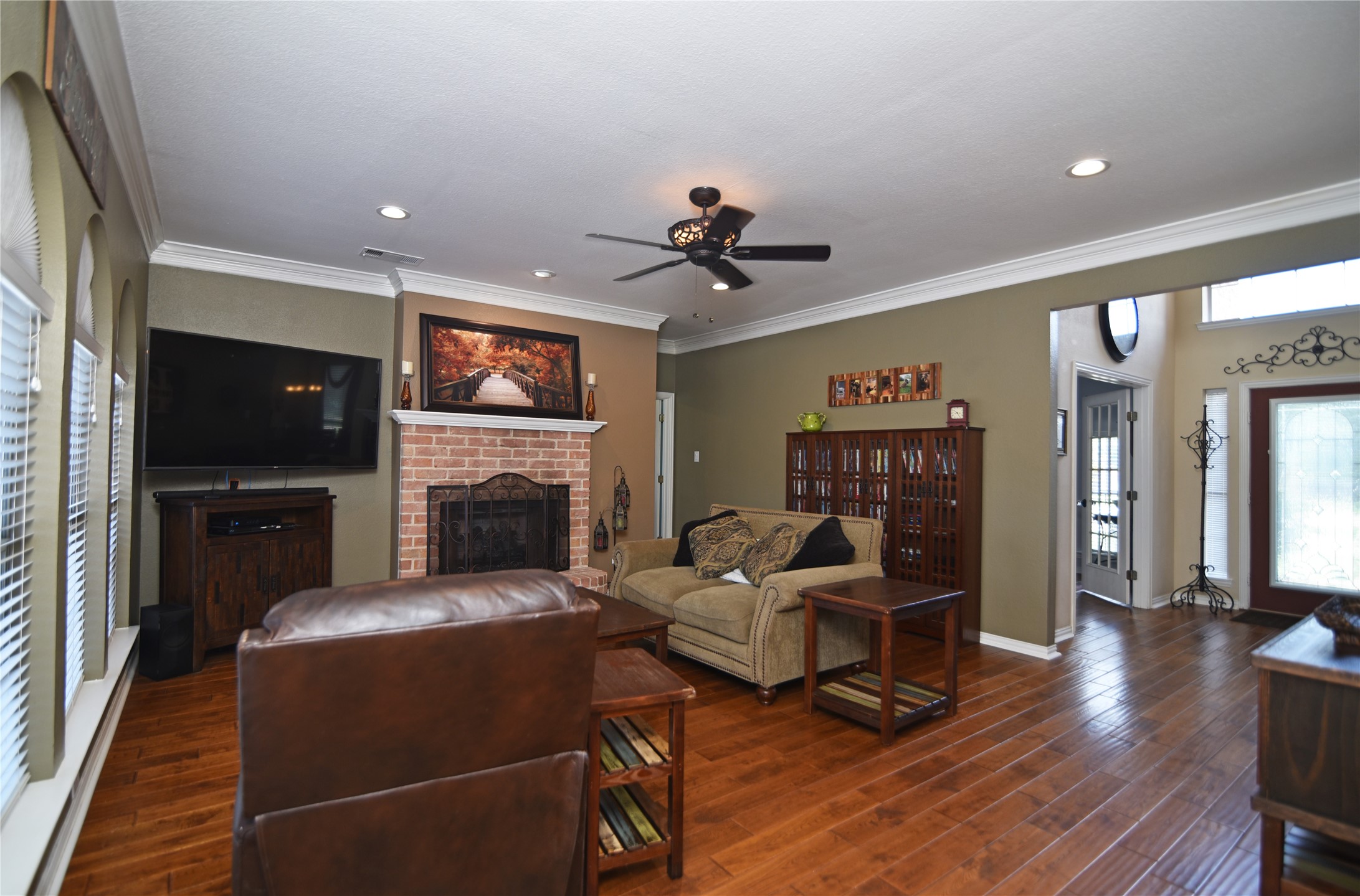 1226 E Oaklawn Drive Talty TX 75160