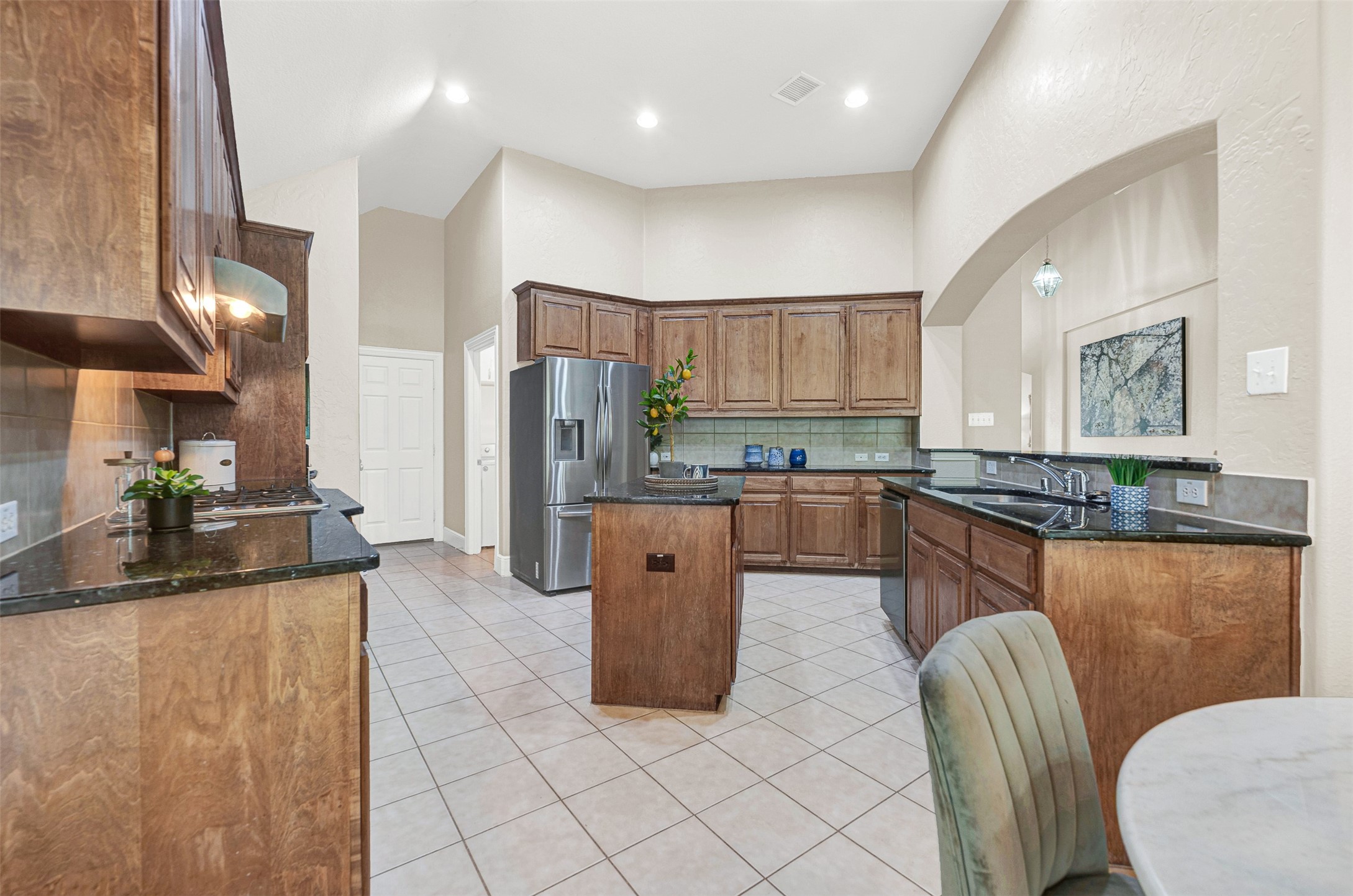 518 River Birch Trail Garland TX 75040