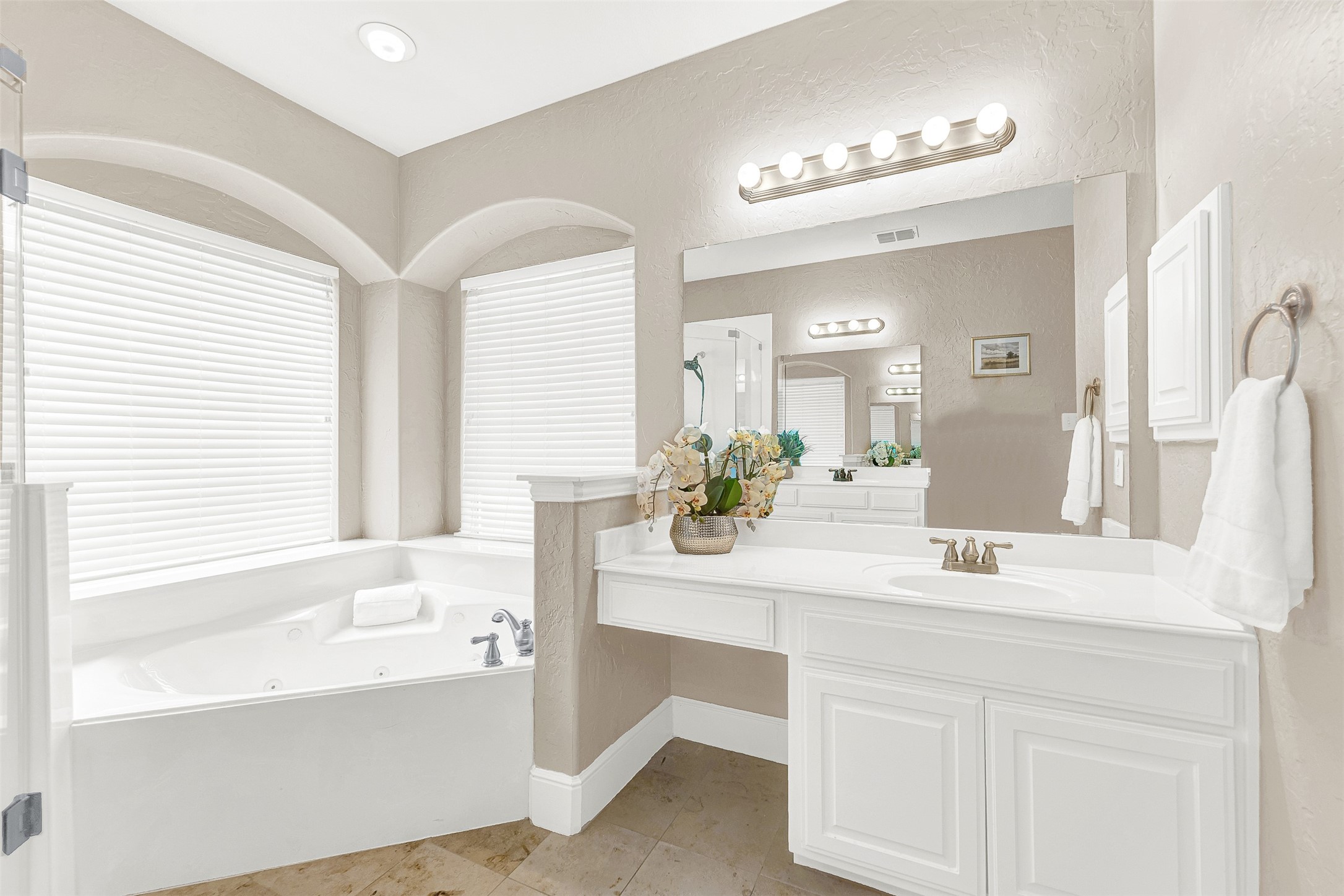 518 River Birch Trail Garland TX 75040