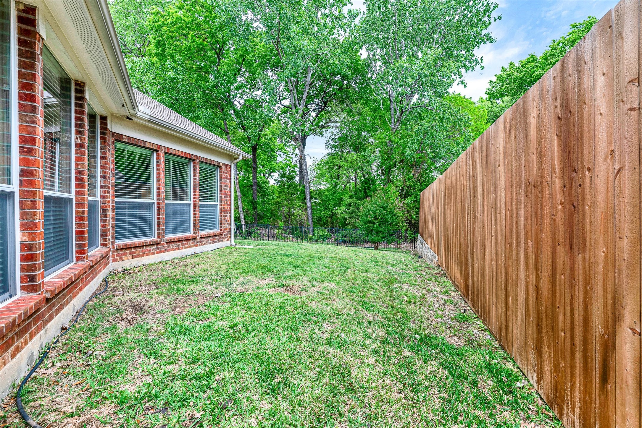518 River Birch Trail Garland TX 75040