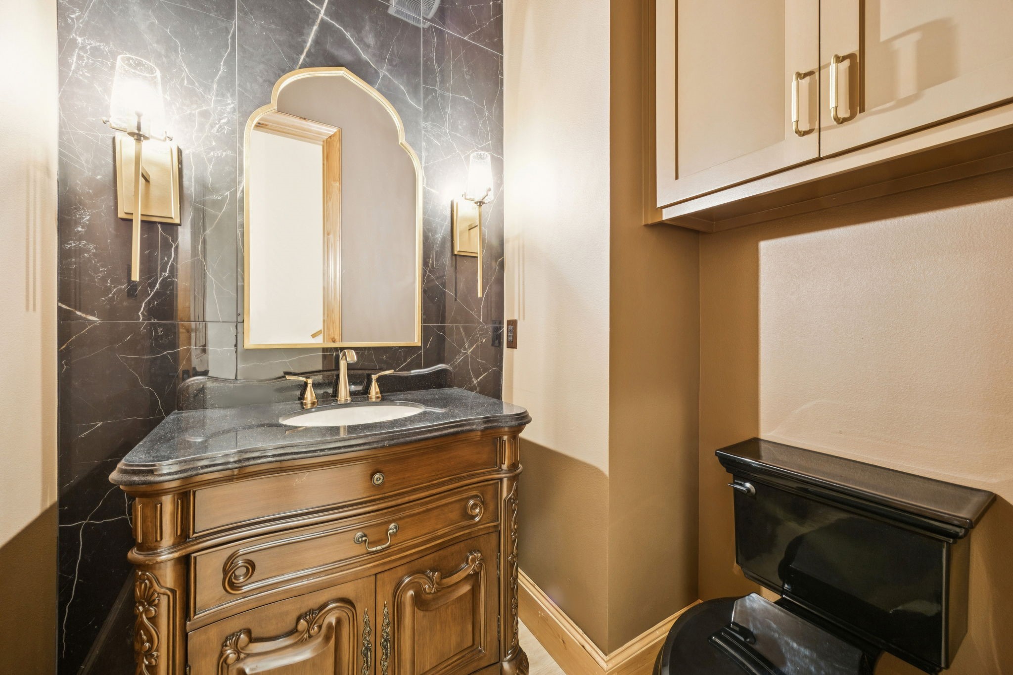 16 Catalonia Drive Westlake TX 76262