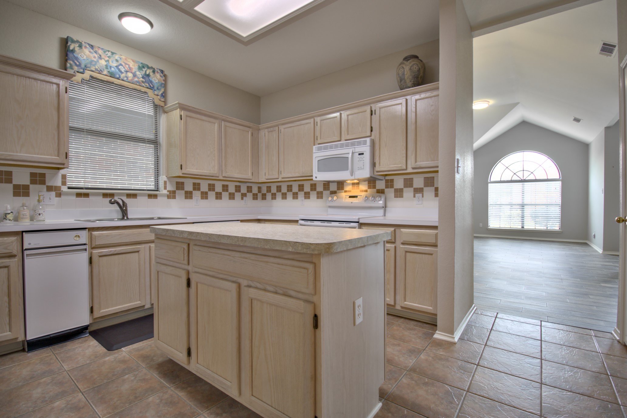 7504 Saddleridge Drive Dallas TX 75249