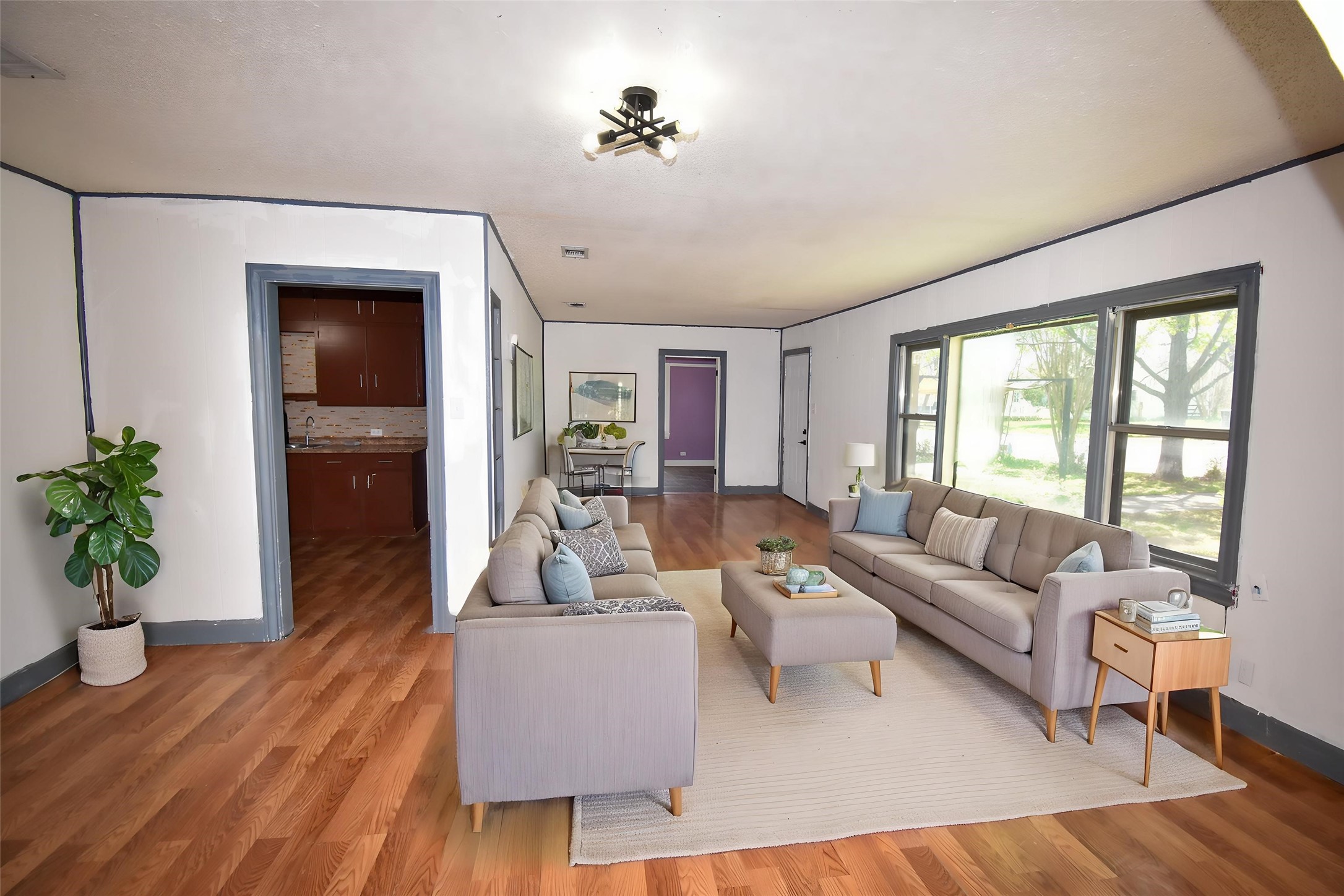 1511 S High Street Brady TX 76825