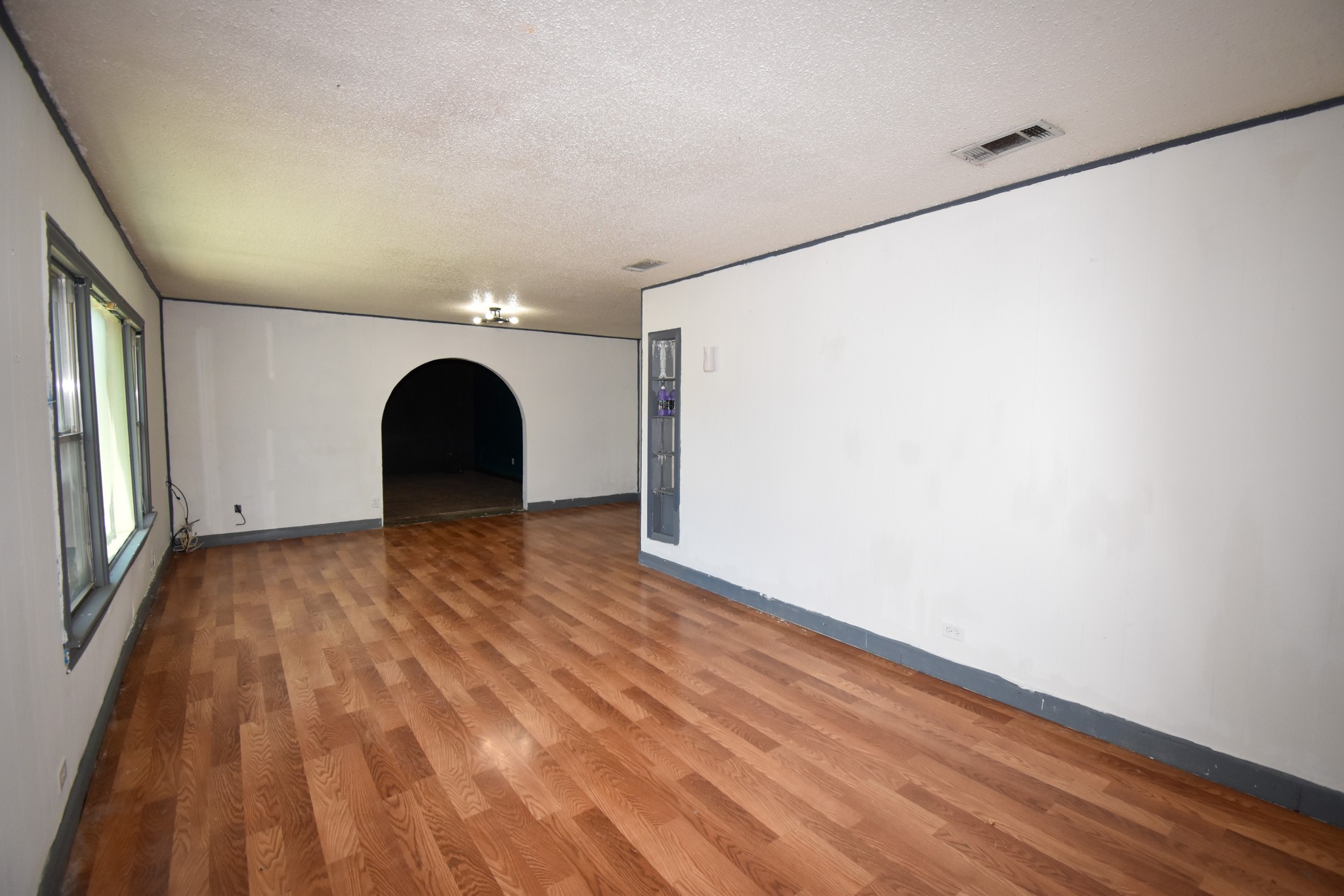1511 S High Street Brady TX 76825