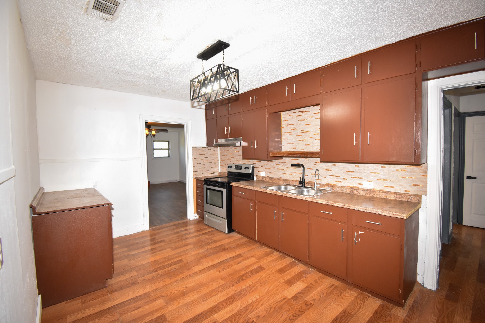 1511 S High Street Brady TX 76825