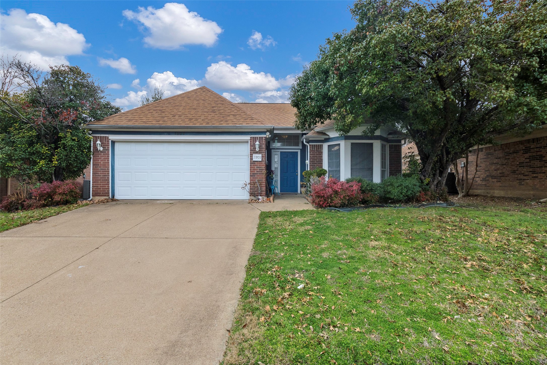 7009 Wooddale Drive Watauga TX 76148