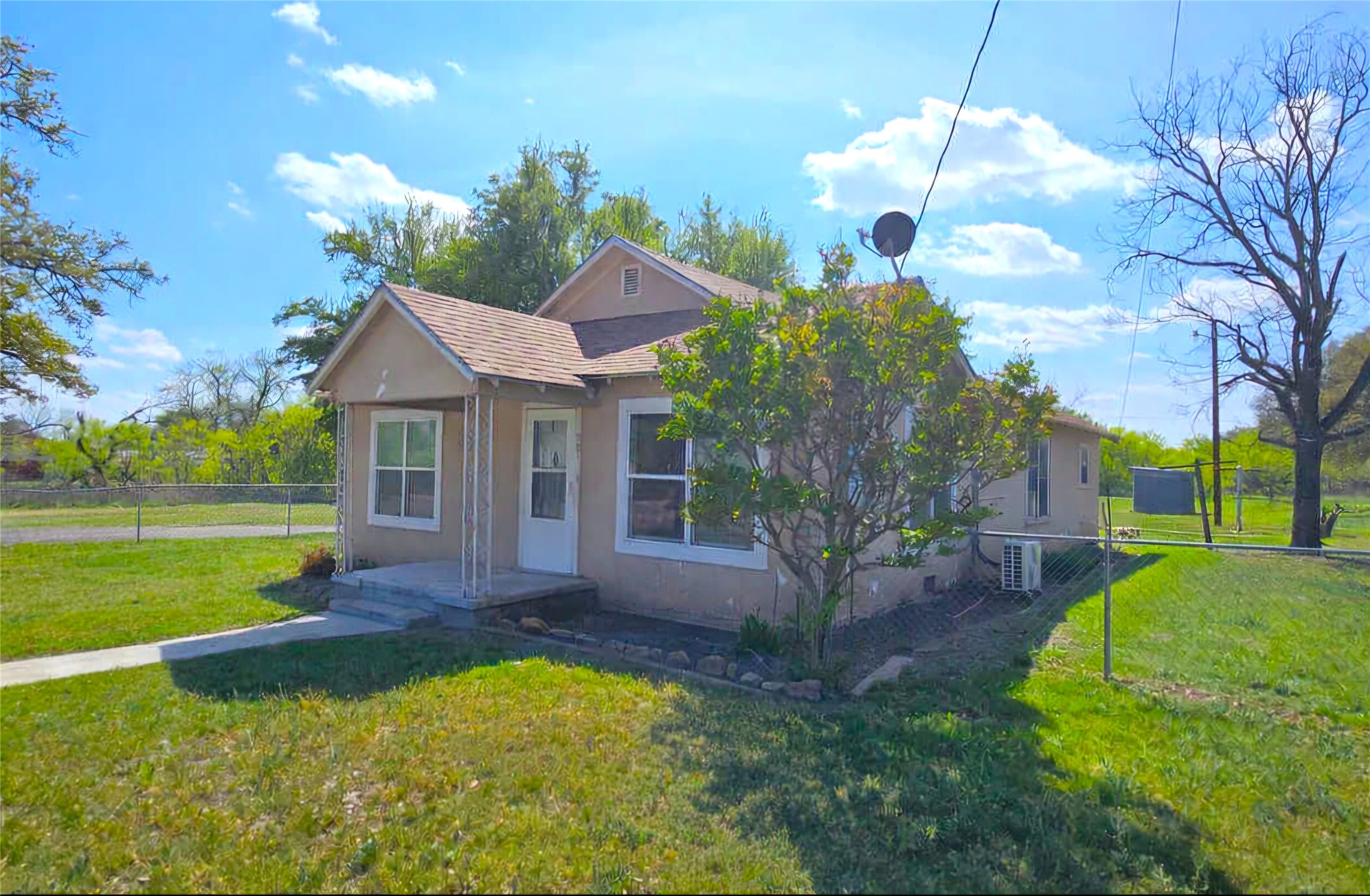501 S Main Street Eden TX 76837