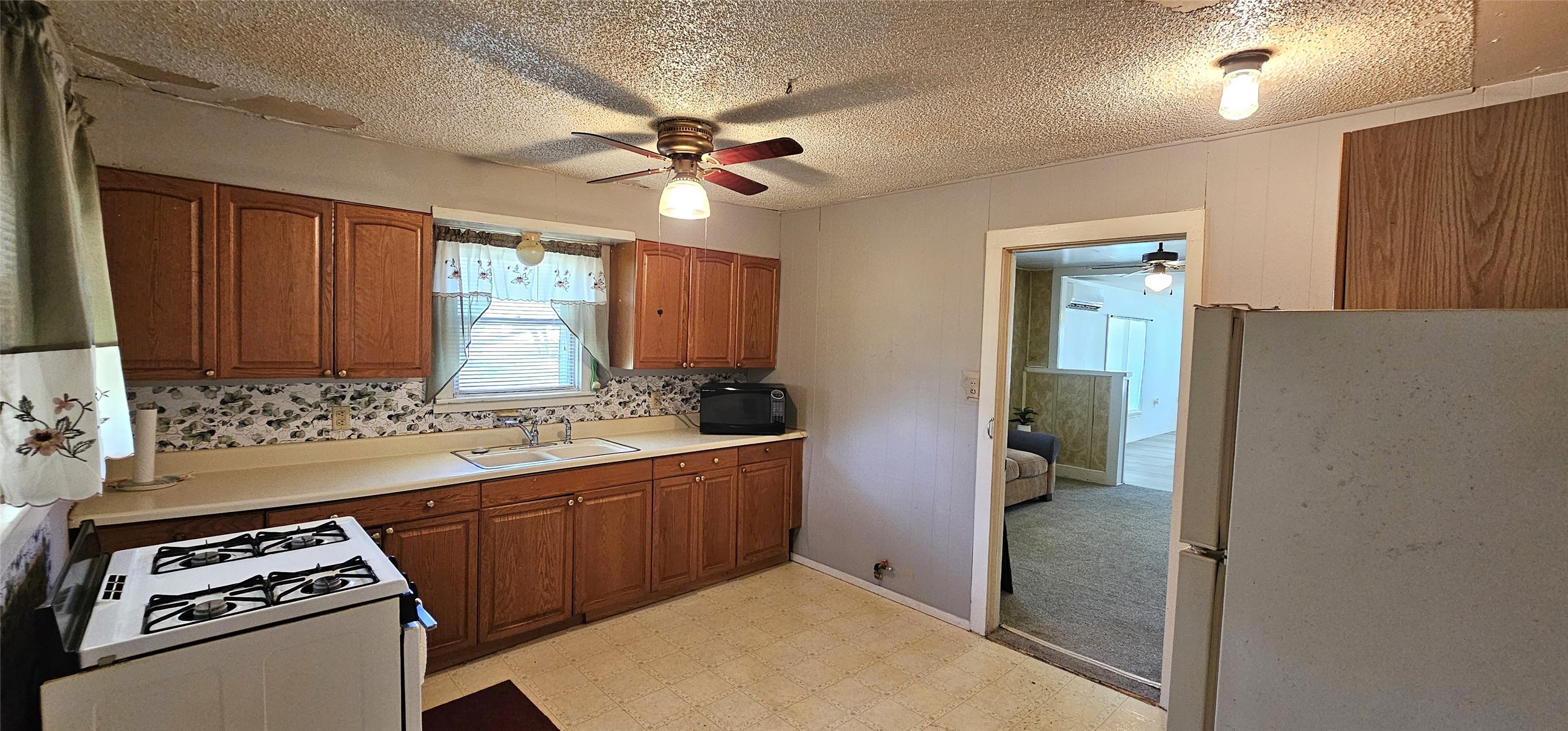 501 S Main Street Eden TX 76837