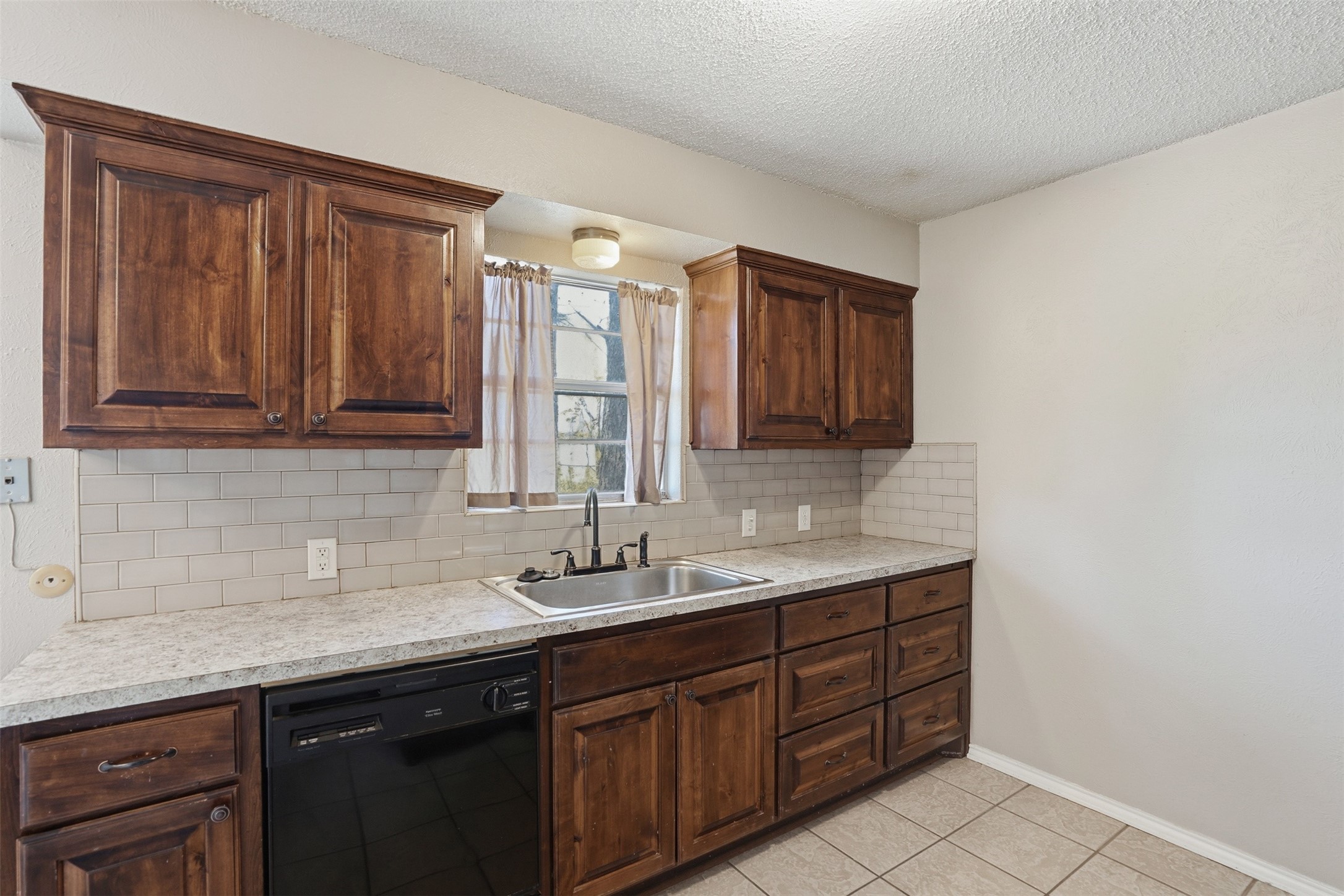 2026 Pebblecreek Drive Cleburne TX 76033