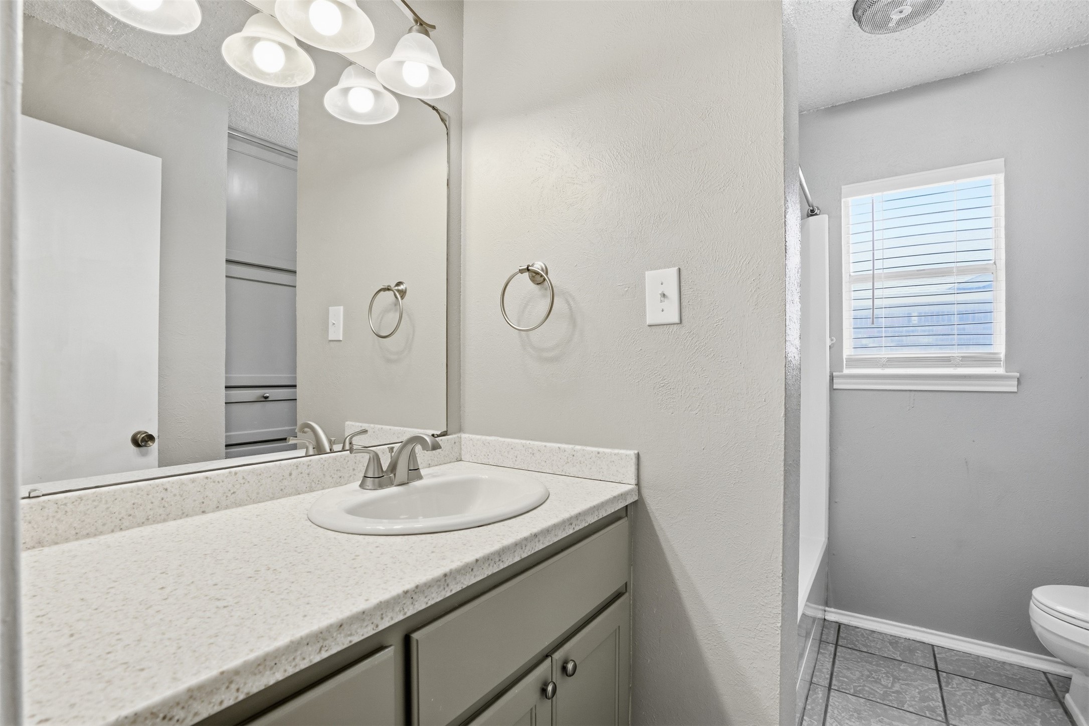 2026 Pebblecreek Drive Cleburne TX 76033