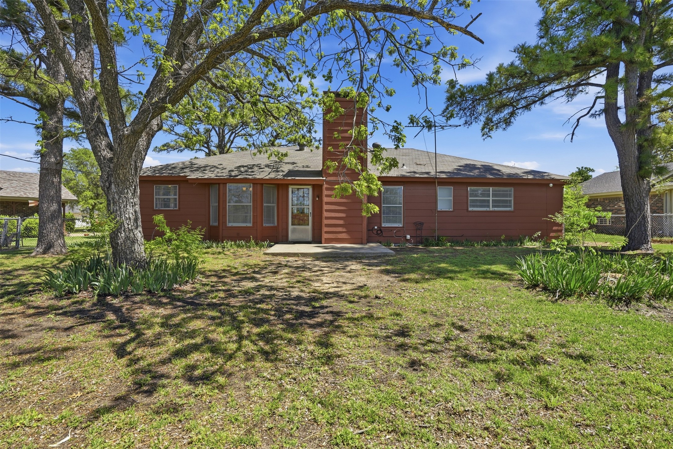 2026 Pebblecreek Drive Cleburne TX 76033