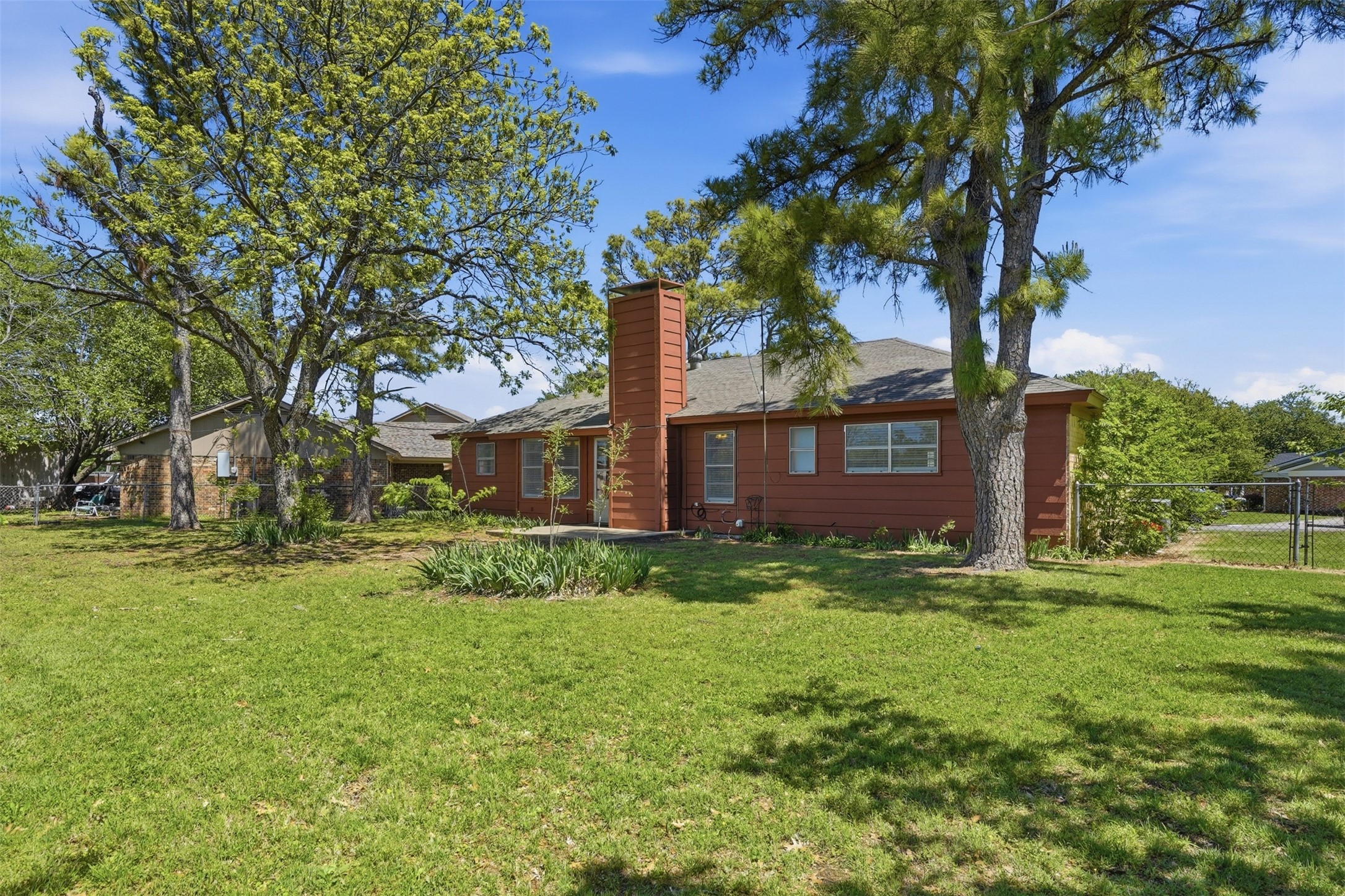 2026 Pebblecreek Drive Cleburne TX 76033