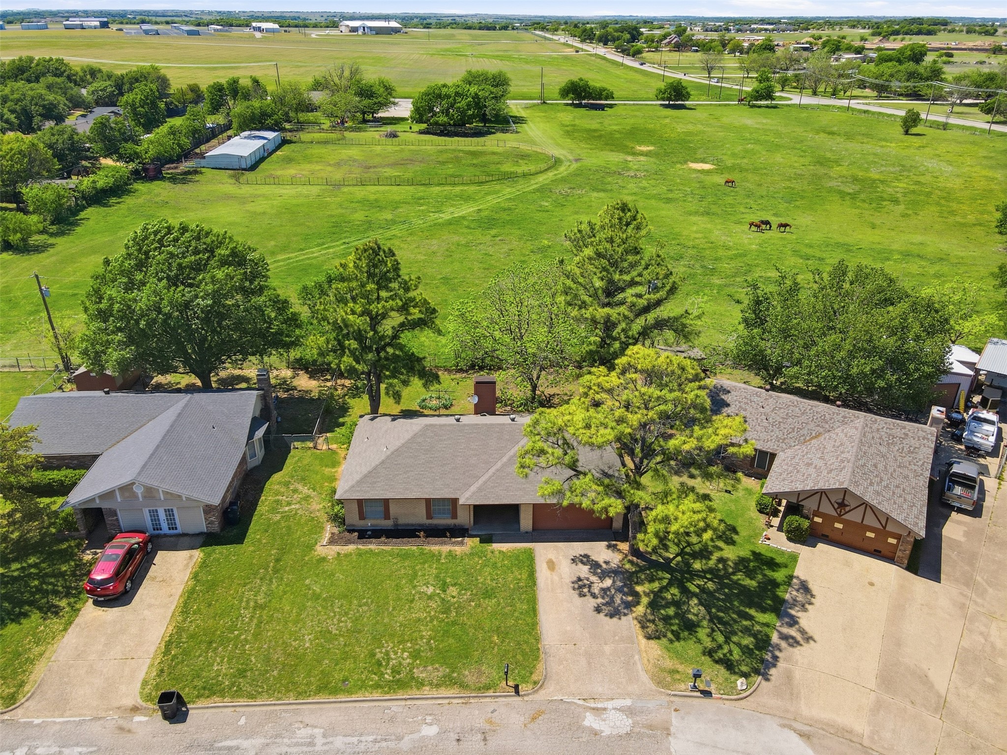 2026 Pebblecreek Drive Cleburne TX 76033